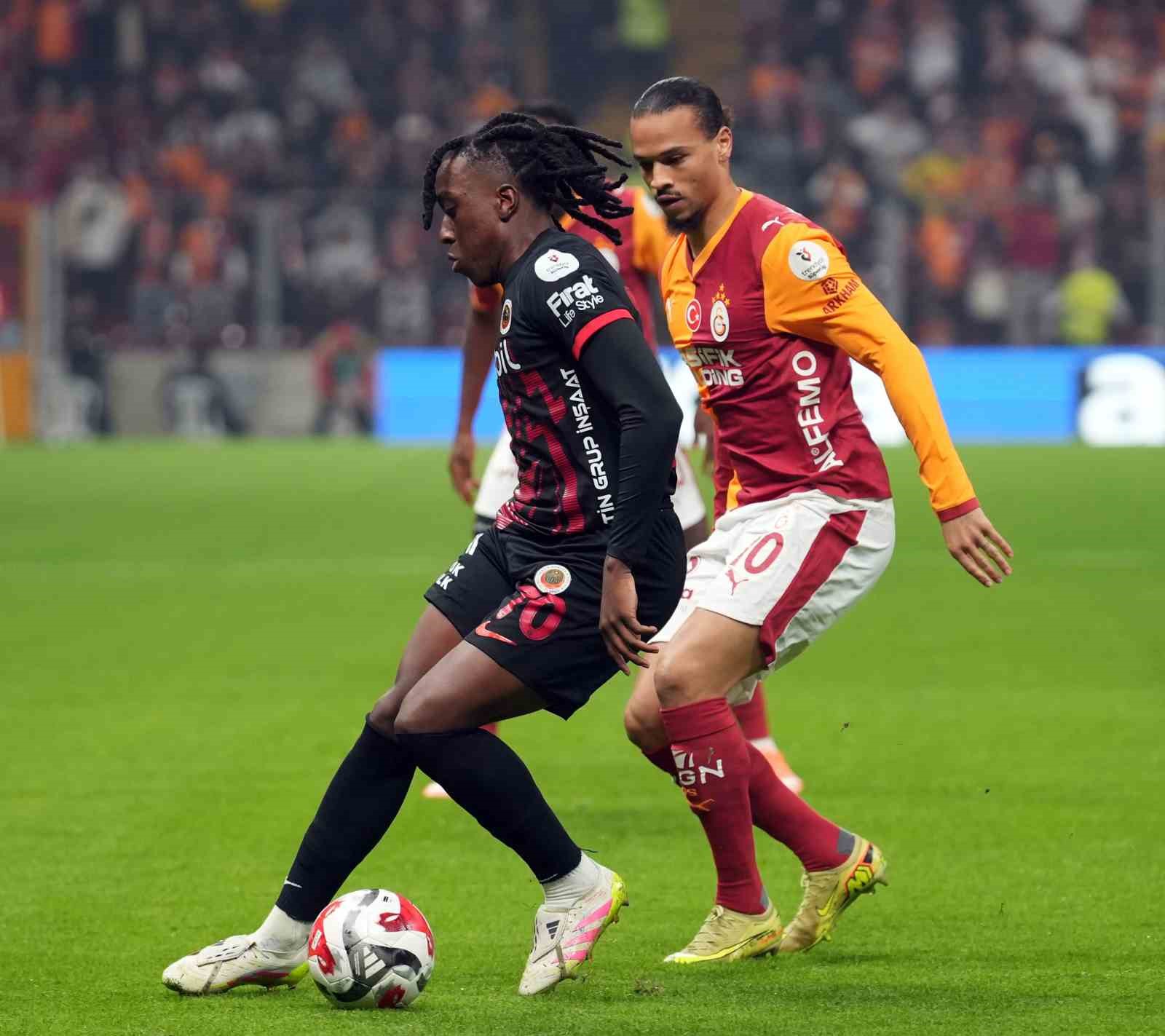 trendyol super lig galatasaray 0 genclerbirligi 0 mac devam ediyor 29 Cav4VnYB