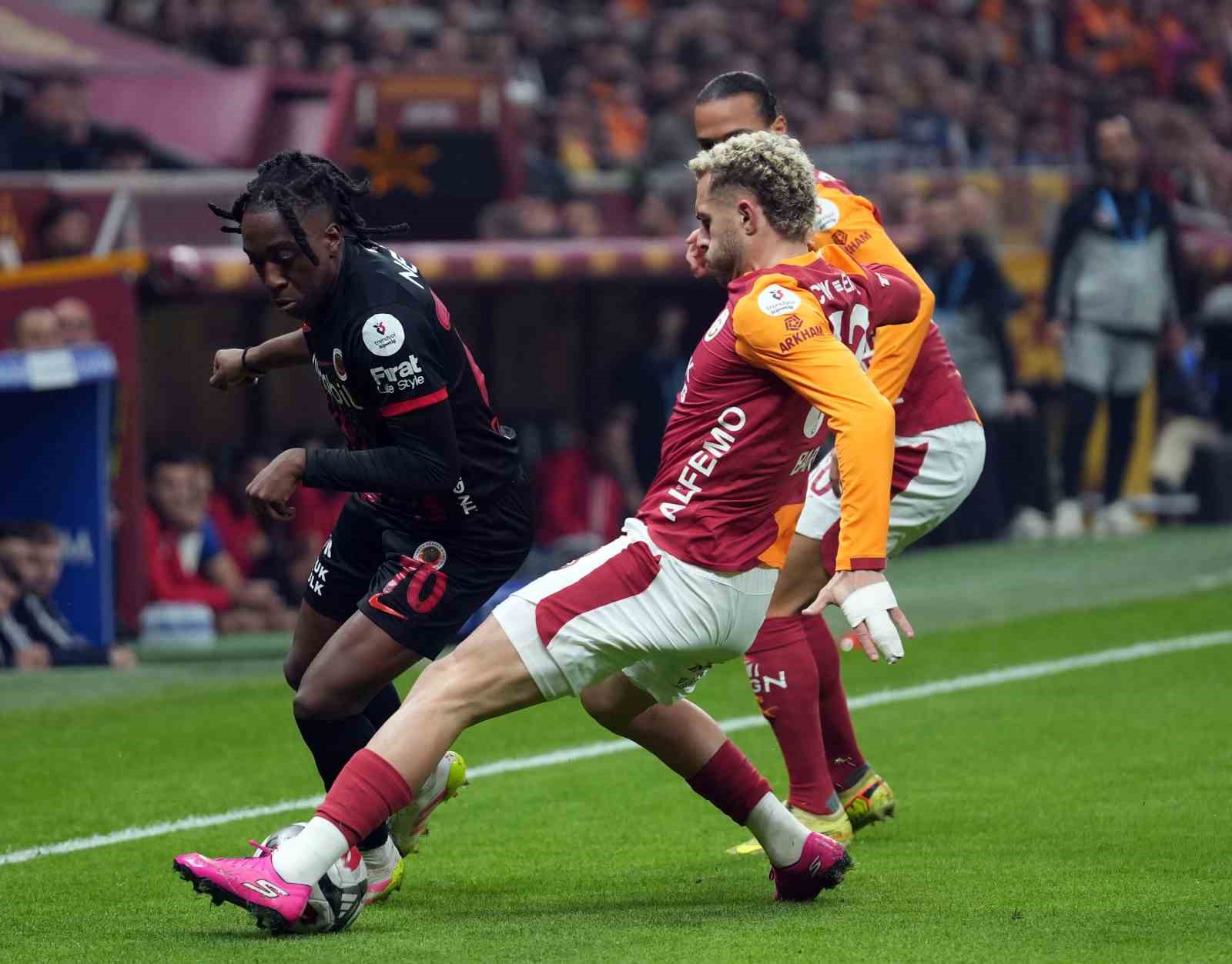 trendyol super lig galatasaray 0 genclerbirligi 0 mac devam ediyor 30 LmFlFmsf