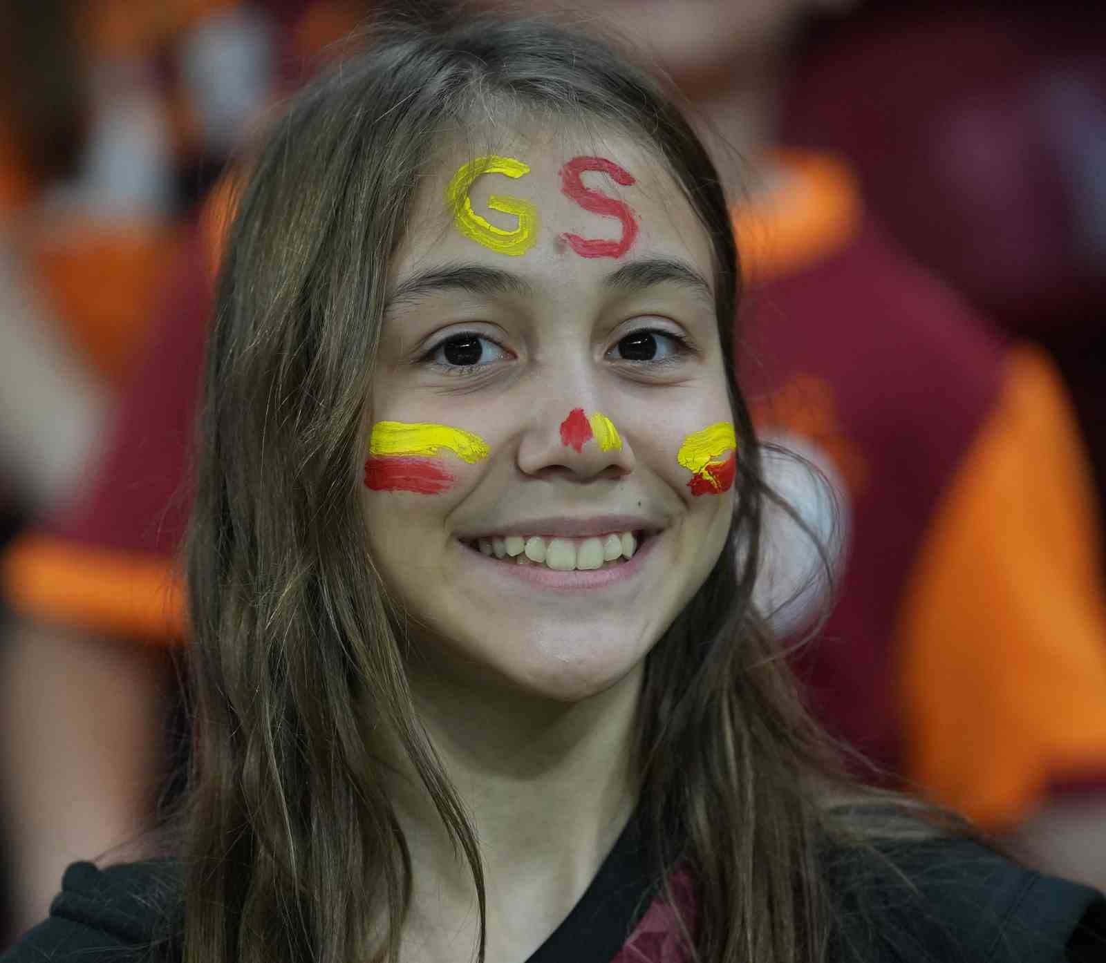 trendyol super lig galatasaray 0 genclerbirligi 0 mac devam ediyor 35 5S1UadfB