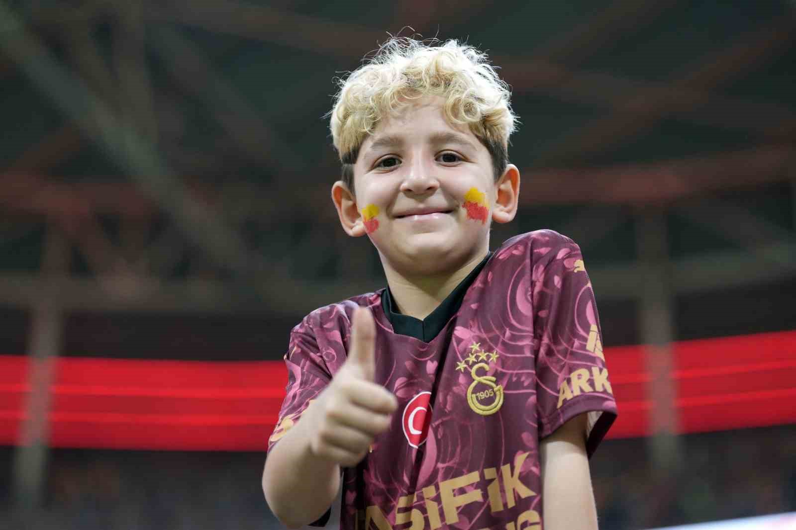 trendyol super lig galatasaray 0 genclerbirligi 0 mac devam ediyor 40 kuCwRjP7