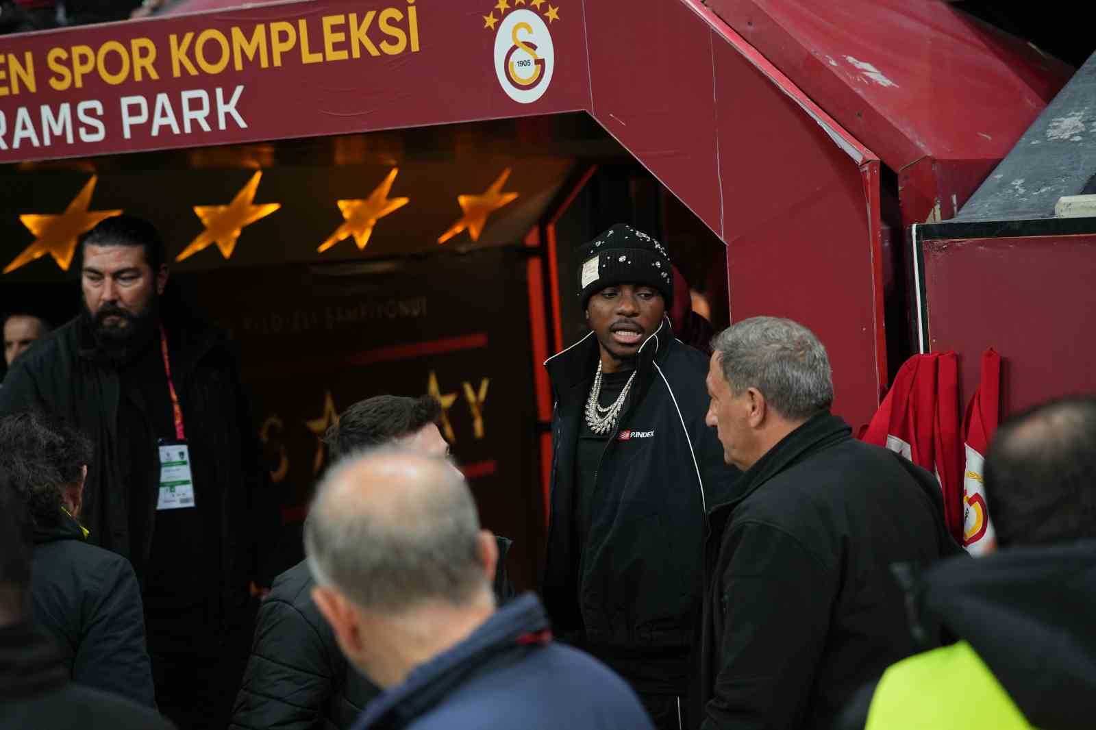 trendyol super lig galatasaray 0 kocaelispor 0 mac devam ediyor 16 mCVqFI3V