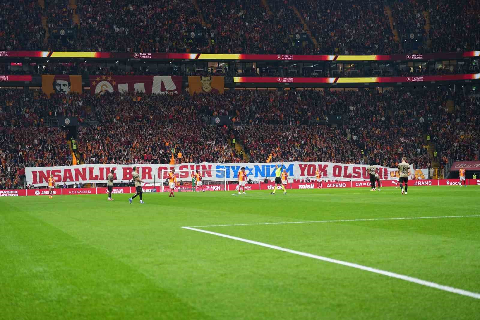 trendyol super lig galatasaray 0 kocaelispor 0 mac devam ediyor 18 w1CyZCTj
