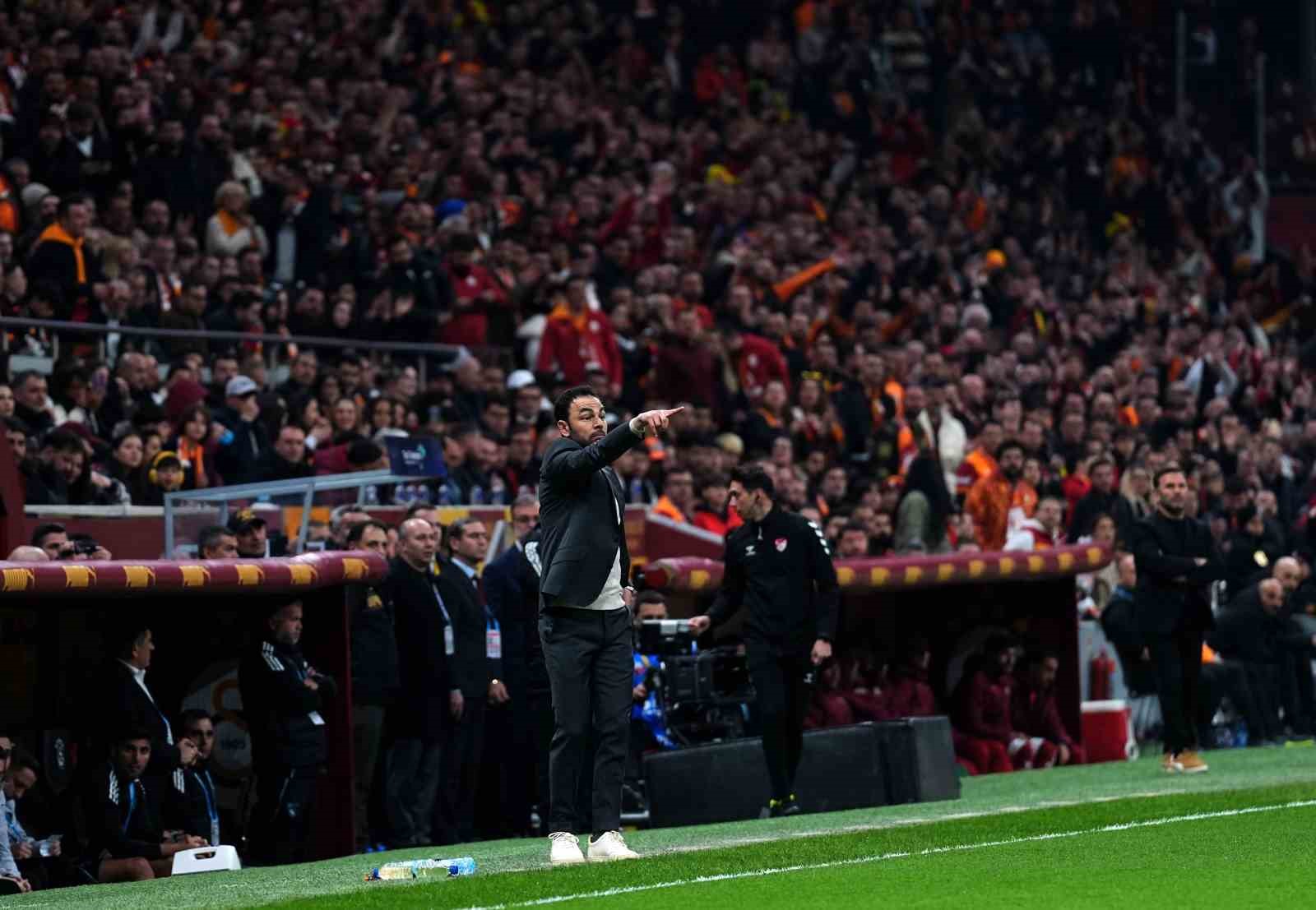 trendyol super lig galatasaray 0 kocaelispor 0 mac devam ediyor 19 4SHNQpIu