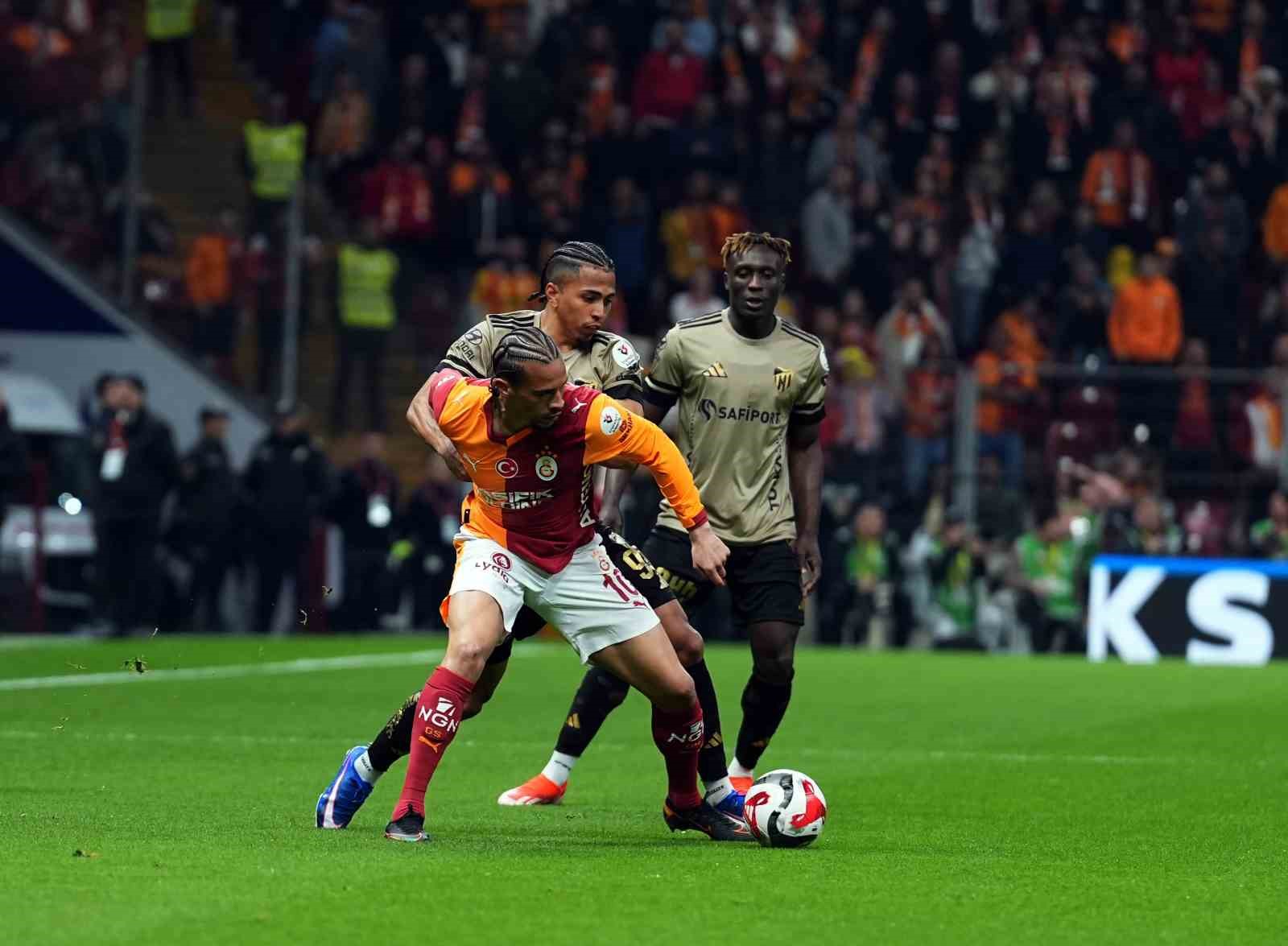 trendyol super lig galatasaray 0 kocaelispor 0 mac devam ediyor 21 sUUisyhS