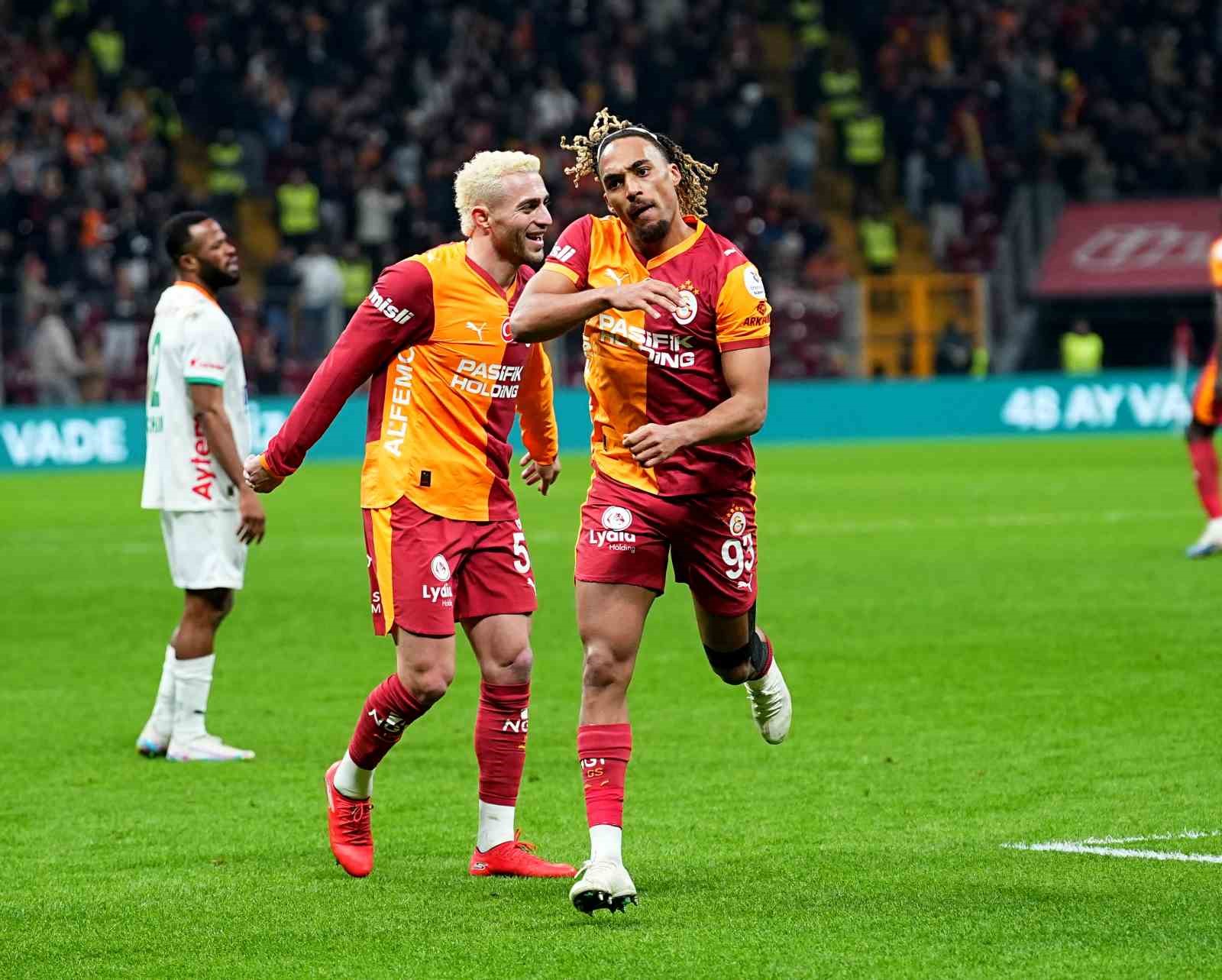 trendyol super lig galatasaray 1 corendon alanyaspor 0 ilk yari 21 SXjEtkLM