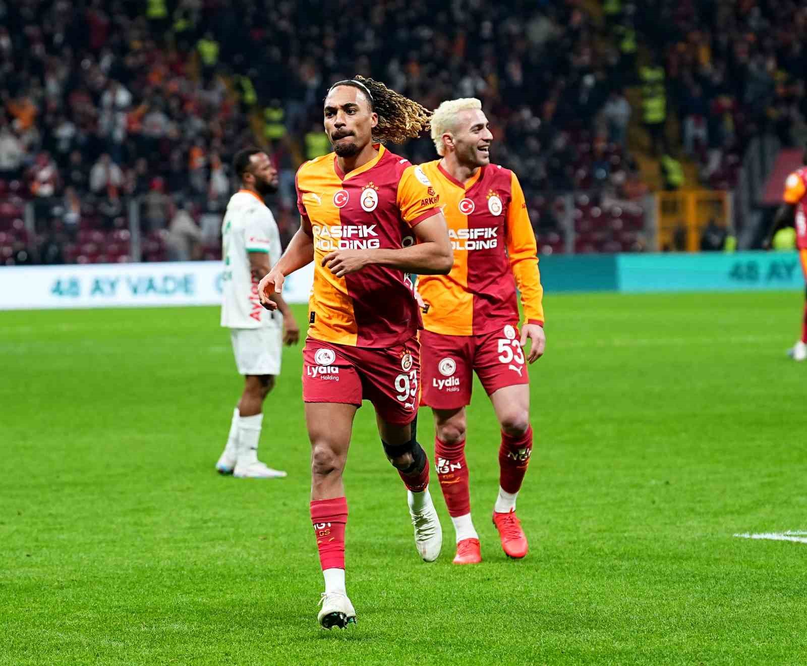 trendyol super lig galatasaray 1 corendon alanyaspor 0 ilk yari 22 MTddwspu