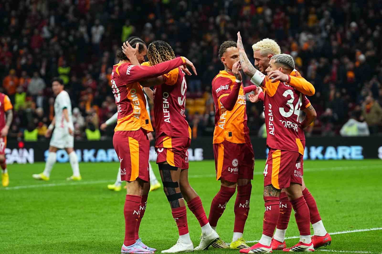 trendyol super lig galatasaray 1 corendon alanyaspor 0 ilk yari 7 61cG2Js1