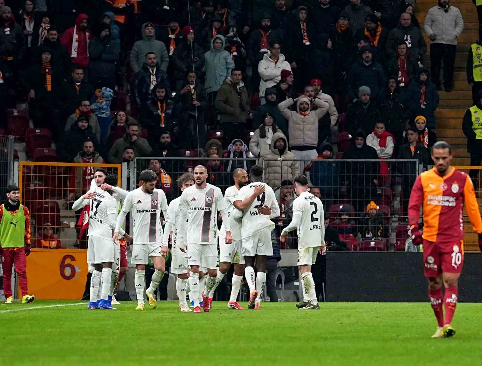 trendyol super lig galatasaray 1 gaziantep fk 1 mac sonucu 29 VRBBmOTh
