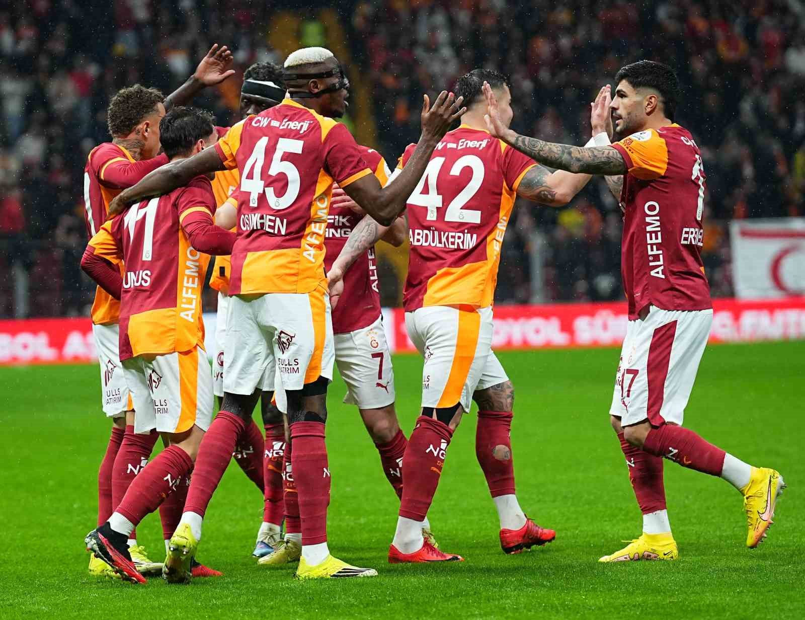 trendyol super lig galatasaray 1 kayserispor 0 mac devam ediyor 19