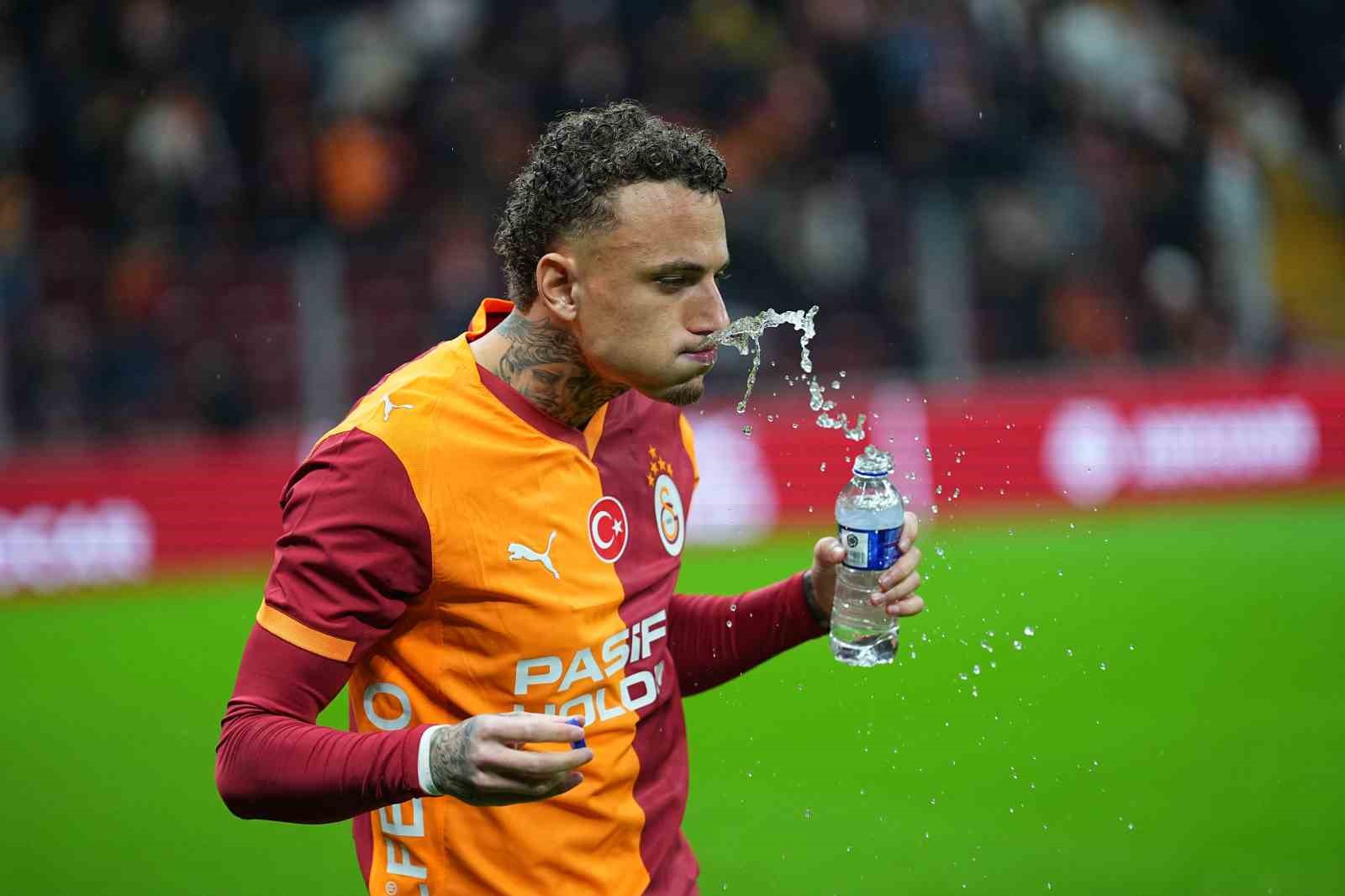trendyol super lig galatasaray 1 kayserispor 0 mac devam ediyor 6 Mtf9KKLW