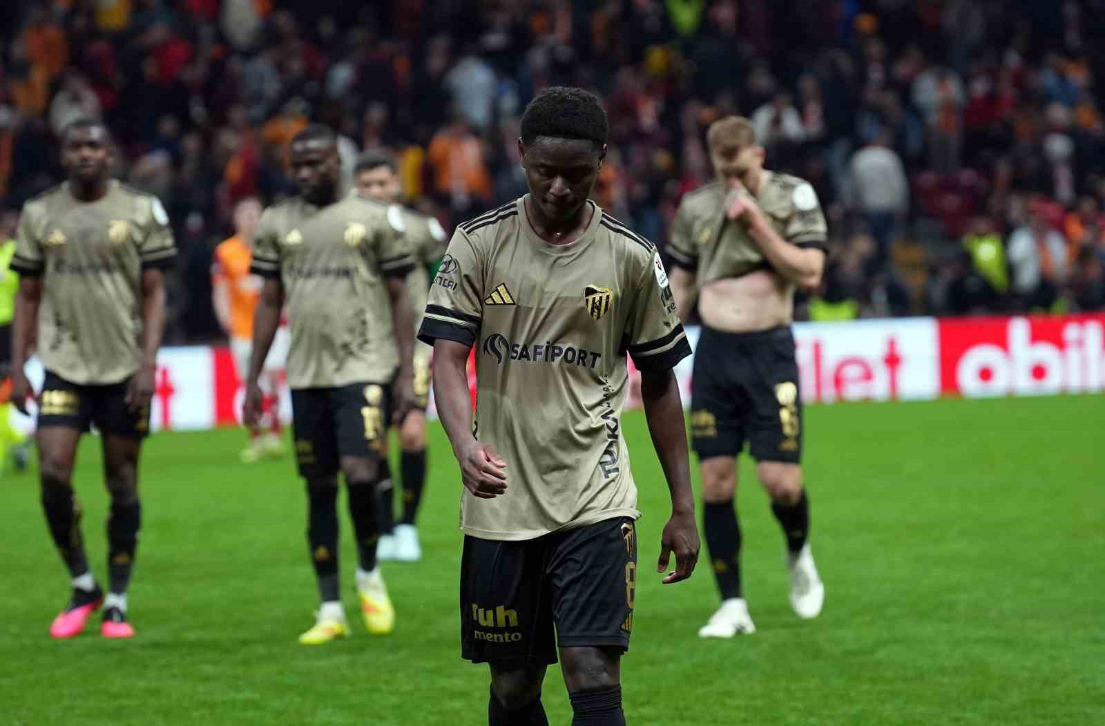 Trendyol Süper Lig: Galatasaray: 1 - Kocaelispor: 0 (İlk yarı) 21 trendyol super lig galatasaray 1 kocaelispor 0 ilk yari 17 C31vHD1G