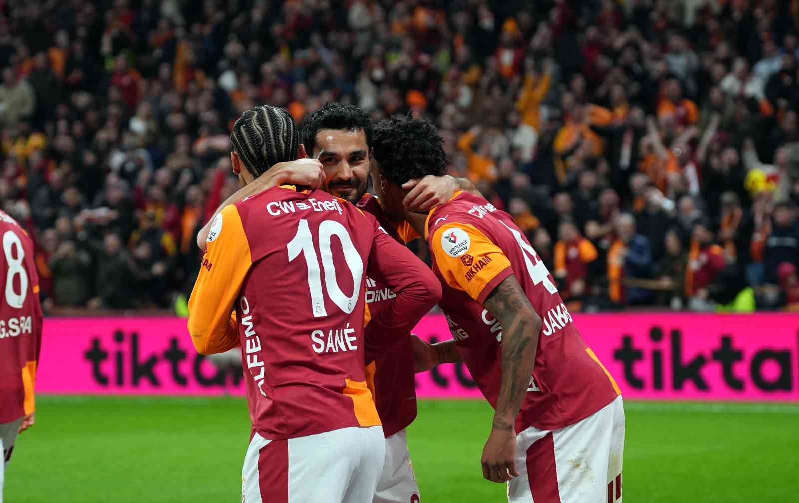 Trendyol Süper Lig: Galatasaray: 1 - Kocaelispor: 0 (İlk yarı) 10 trendyol super lig galatasaray 1 kocaelispor 0 ilk yari 6 wW4qaVpE