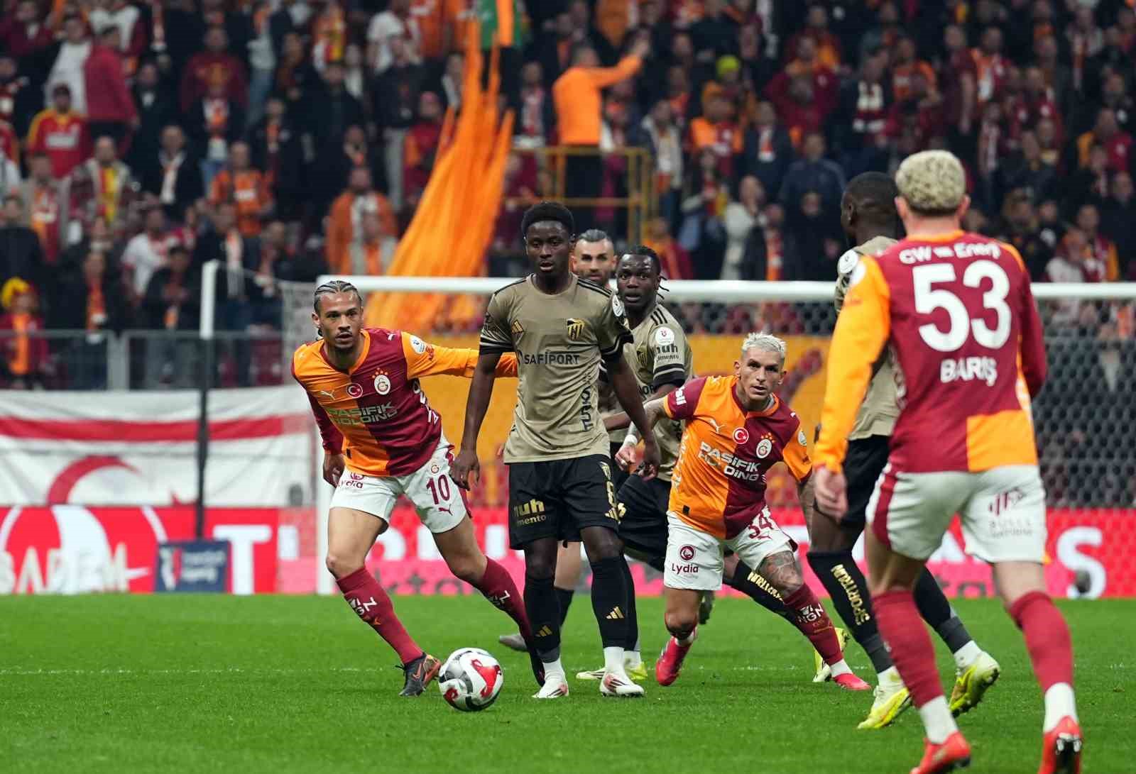 Trendyol Süper Lig: Galatasaray: 1 - Kocaelispor: 0 (İlk yarı) 13 trendyol super lig galatasaray 1 kocaelispor 0 ilk yari 9 pg4MDzuz