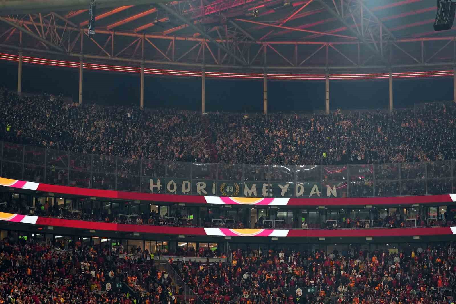 Trendyol Süper Lig: Galatasaray: 1 - Kocaelispor: 1 (Maç sonucu) 15 trendyol super lig galatasaray 1 kocaelispor 1 mac sonucu 11 VV3l1jMS