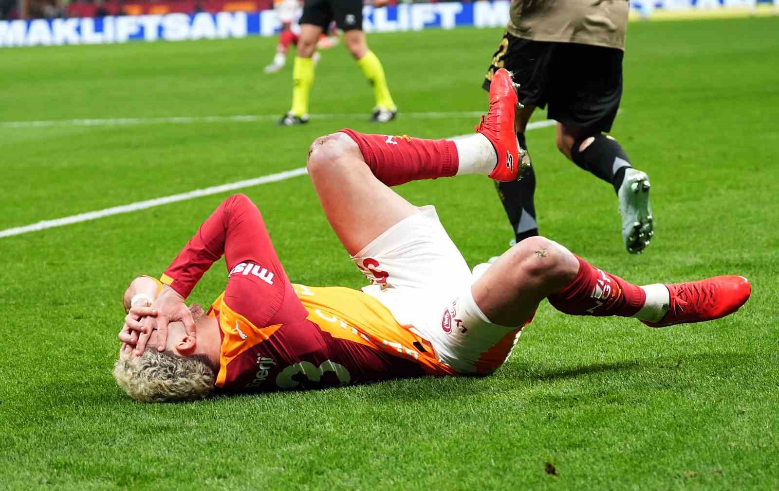 Trendyol Süper Lig: Galatasaray: 1 - Kocaelispor: 1 (Maç sonucu) 17 trendyol super lig galatasaray 1 kocaelispor 1 mac sonucu 13 GAUvdPG5