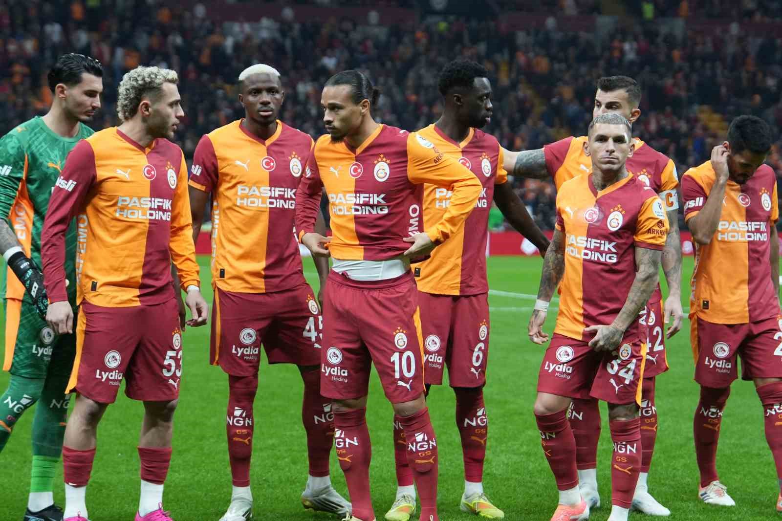 trendyol super lig galatasaray 1 samsunspor 0 mac devam ediyor 19 2deDisOs