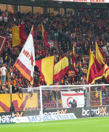 trendyol-super-lig-galatasaray-1-samsunspor-0-mac-devam-ediyor-1DCw8Ndb.jpg