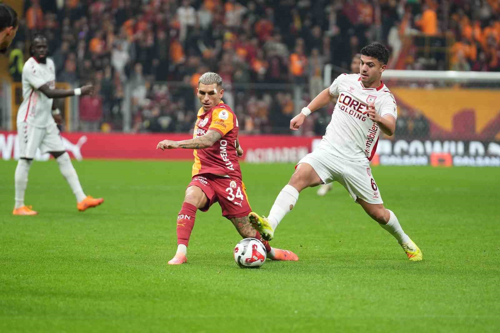 trendyol super lig galatasaray 1 samsunspor 0 mac devam ediyor 31 MBndKpd6