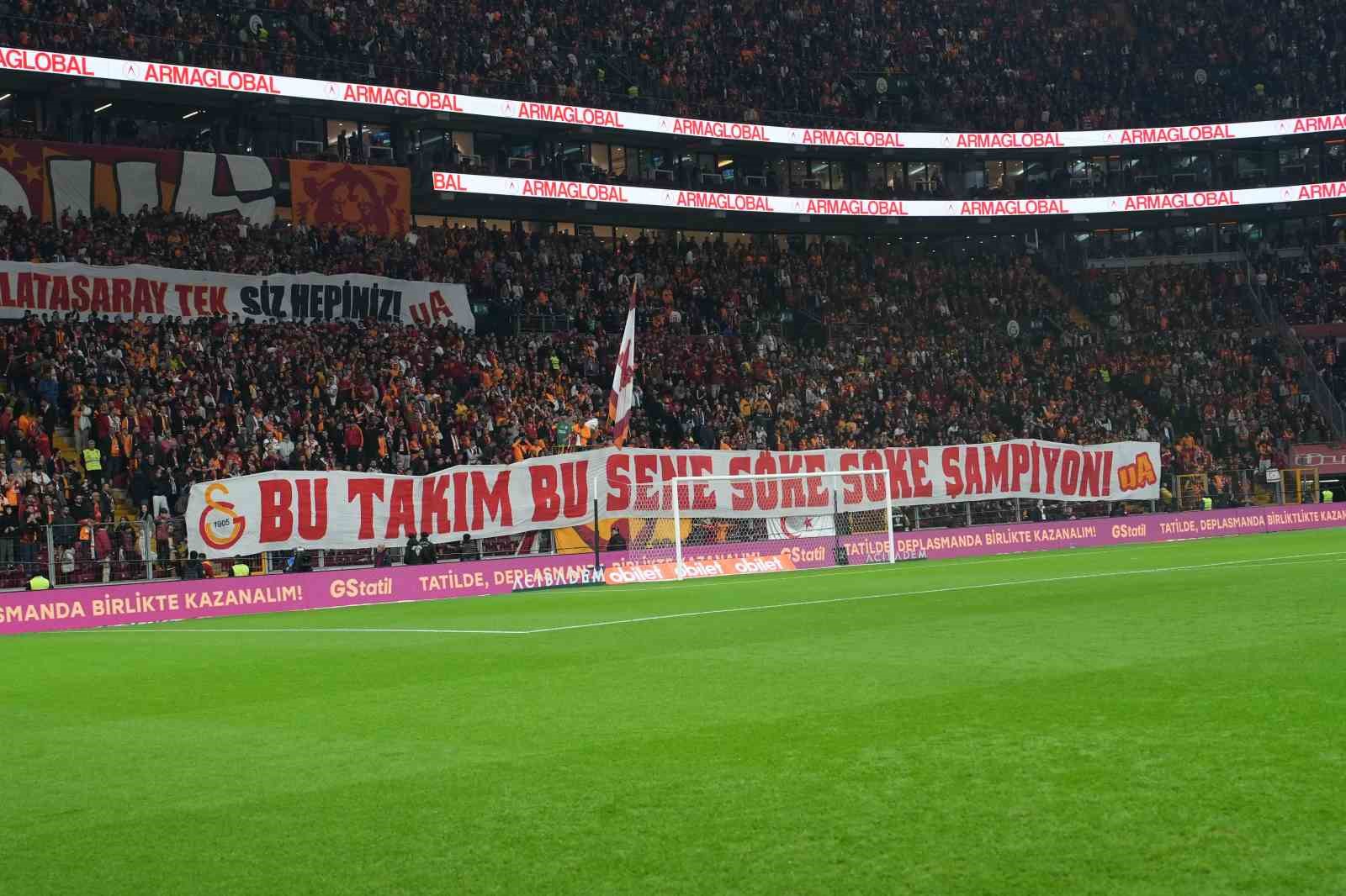 trendyol super lig galatasaray 1 samsunspor 0 mac devam ediyor 8