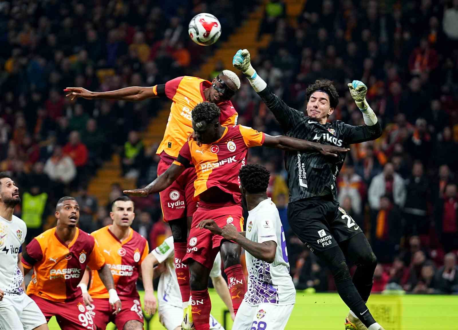 trendyol super lig galatasaray 2 eyupspor 0 ilk yari 21 TWfj2R8X