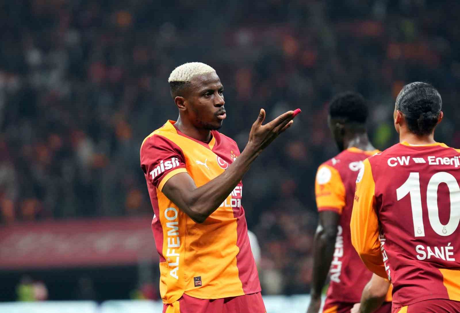 Trendyol Süper Lig: Galatasaray: 2 - Samsunspor: 0 (İlk yarı) 23 trendyol super lig galatasaray 2 samsunspor 0 ilk yari 19 H1uVUprz
