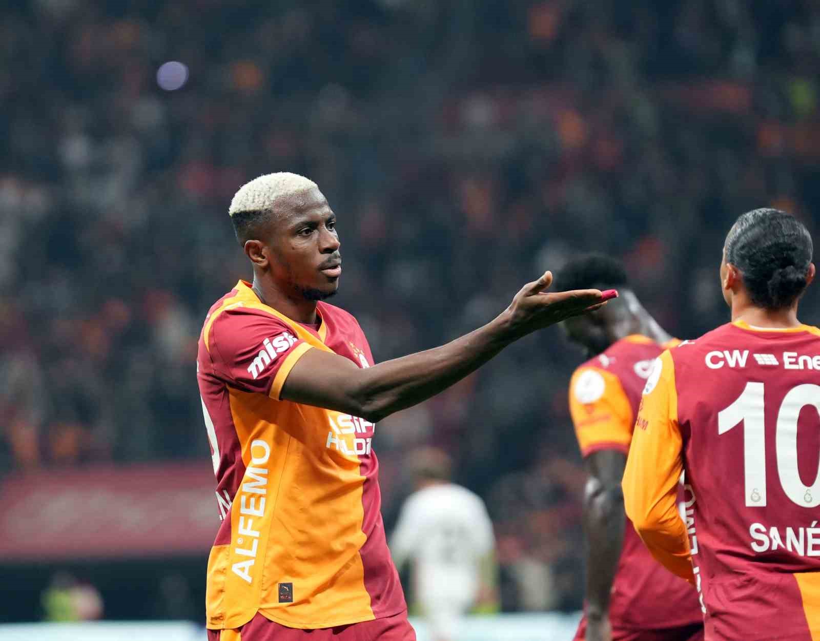 Trendyol Süper Lig: Galatasaray: 2 - Samsunspor: 0 (İlk yarı) 24 trendyol super lig galatasaray 2 samsunspor 0 ilk yari 20 qIvzQg2r