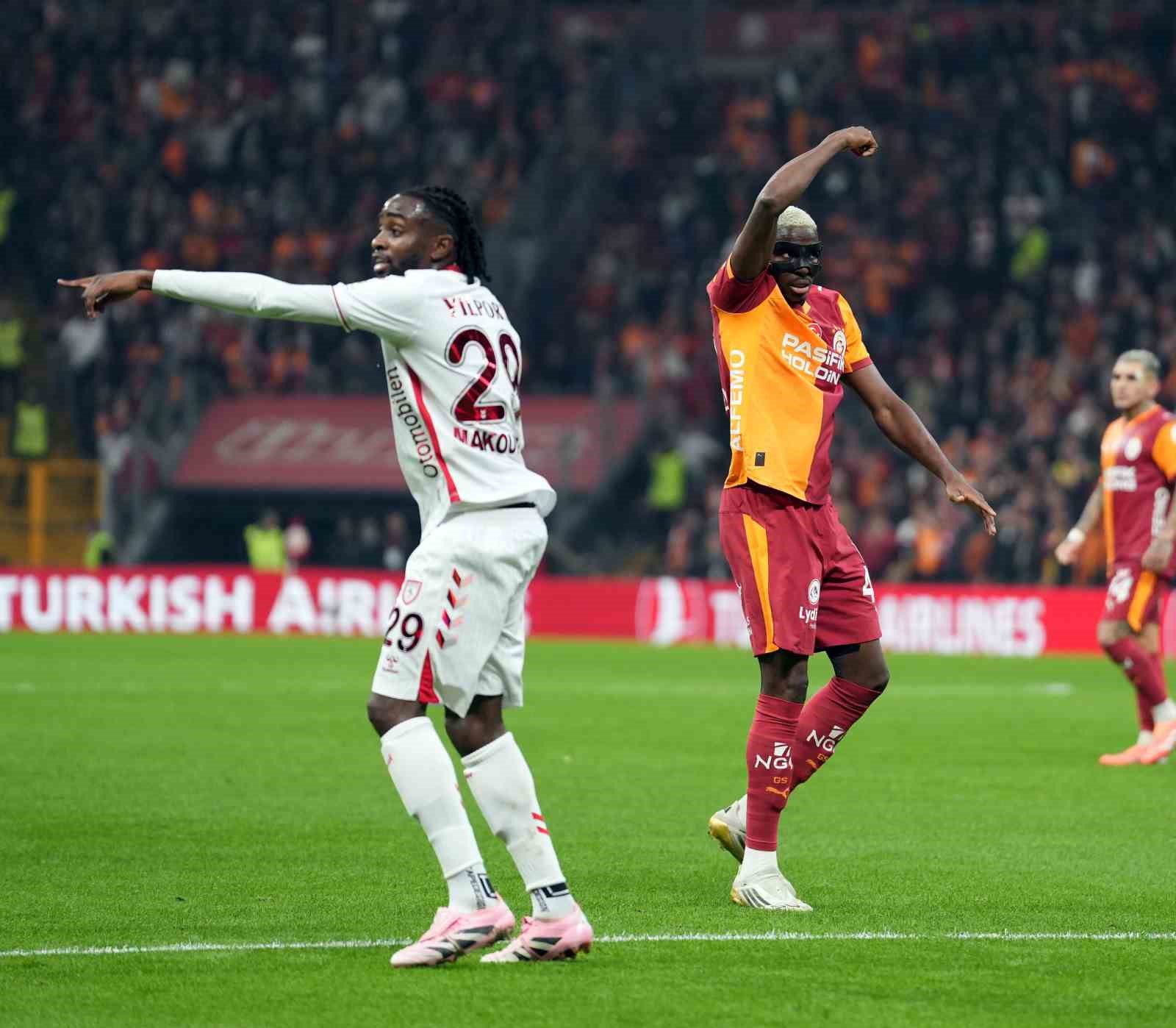 Trendyol Süper Lig: Galatasaray: 2 - Samsunspor: 0 (İlk yarı) 33 trendyol super lig galatasaray 2 samsunspor 0 ilk yari 29 Ccci9zNI