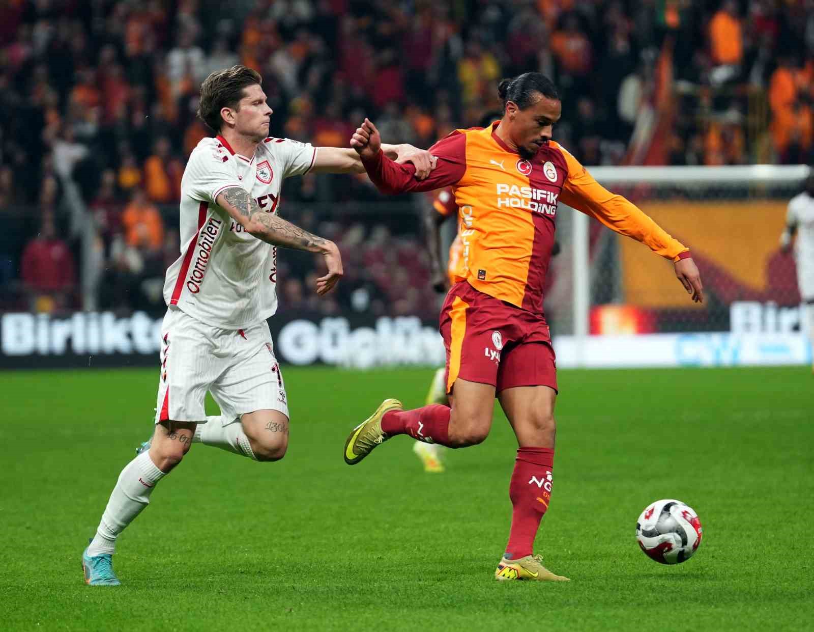Trendyol Süper Lig: Galatasaray: 2 - Samsunspor: 0 (İlk yarı) 10 trendyol super lig galatasaray 2 samsunspor 0 ilk yari 6 HRyzjOpa