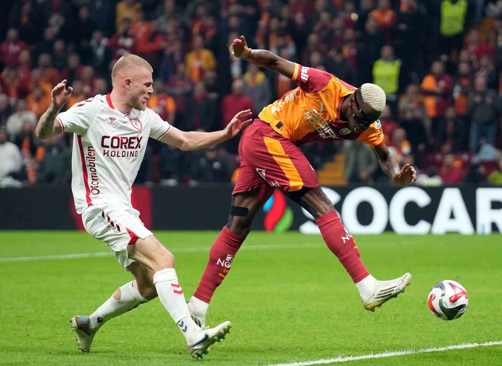 Trendyol Süper Lig: Galatasaray: 2 - Samsunspor: 0 (İlk yarı) 11 trendyol super lig galatasaray 2 samsunspor 0 ilk yari 7 7E7EzZKl
