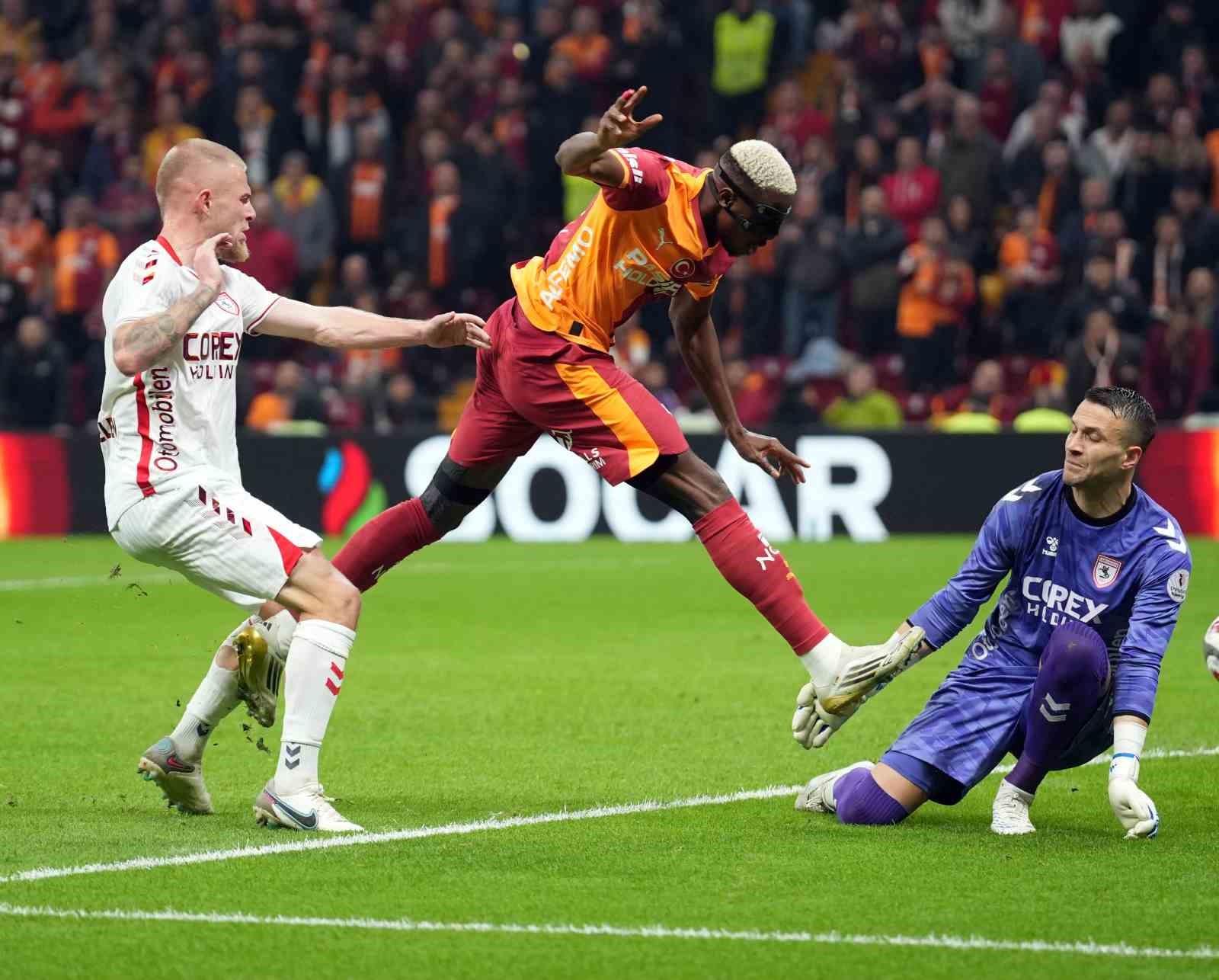 Trendyol Süper Lig: Galatasaray: 2 - Samsunspor: 0 (İlk yarı) 12 trendyol super lig galatasaray 2 samsunspor 0 ilk yari 8 UAczQ3Tn