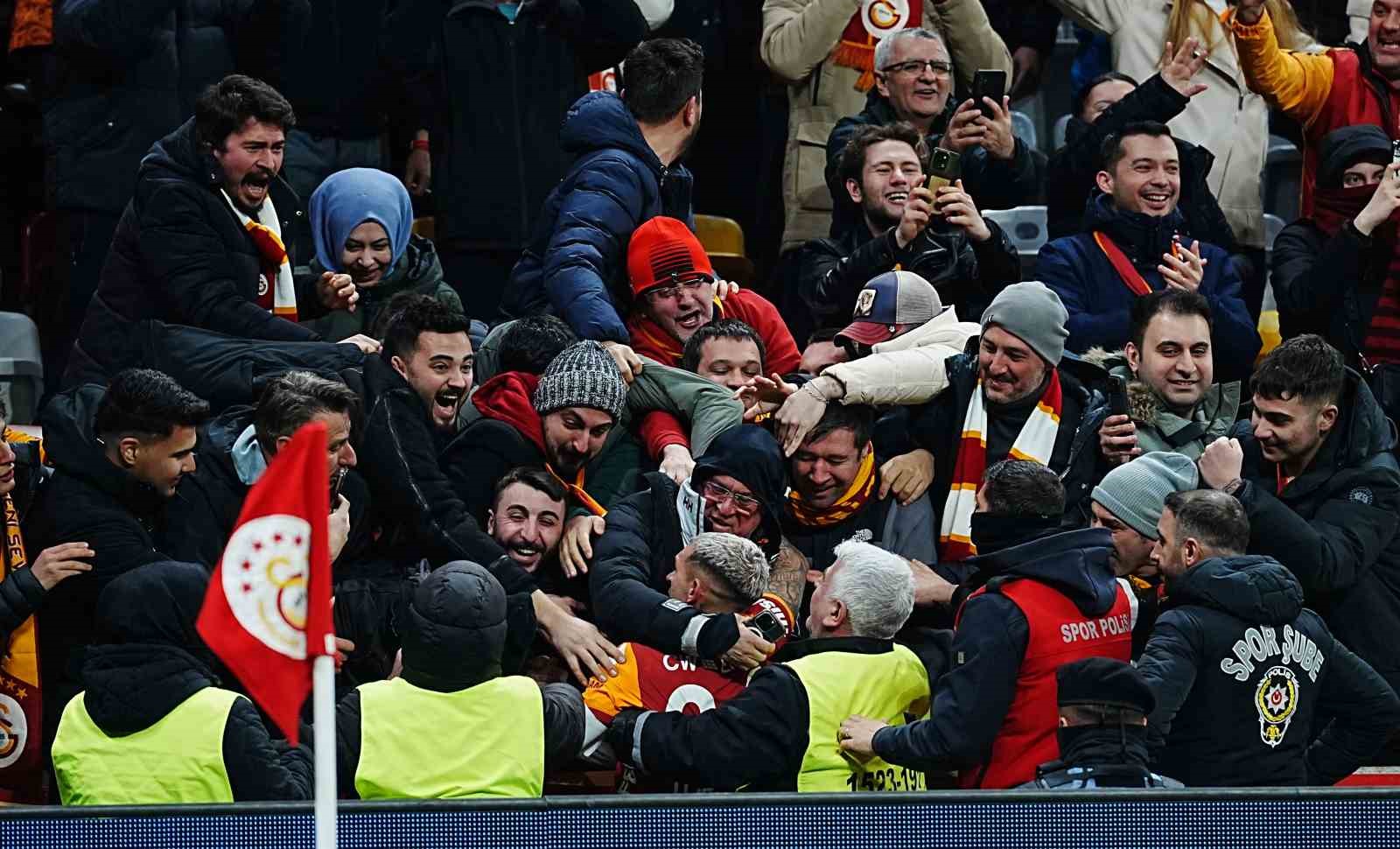 trendyol super lig galatasaray 3 corendon alanyaspor 1 mac sonucu 12