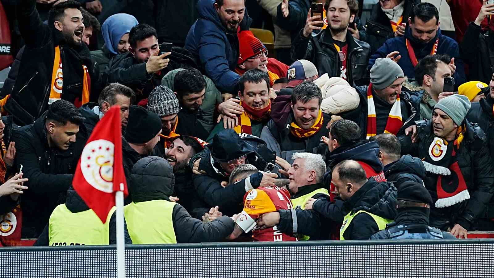trendyol super lig galatasaray 3 corendon alanyaspor 1 mac sonucu 14 Lun59IXu