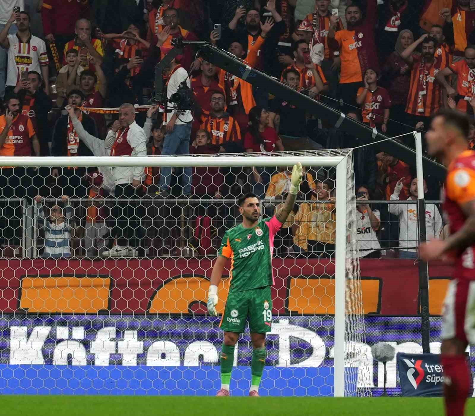 trendyol super lig galatasaray 3 genclerbirligi 2 mac sonucu 13 EXqktJBW