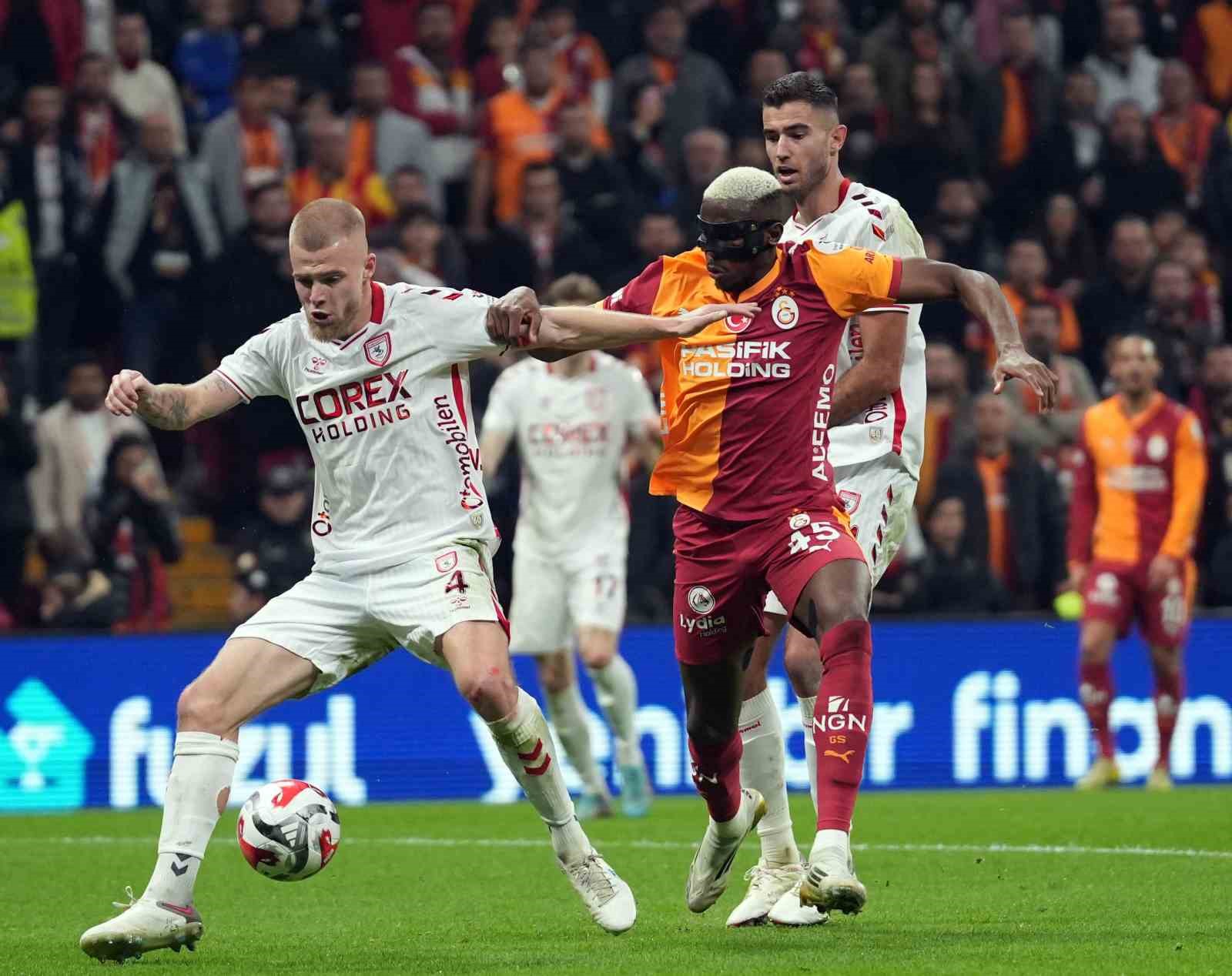 trendyol super lig galatasaray 3 samsunspor 2 mac sonucu 11 v5rTO3kd