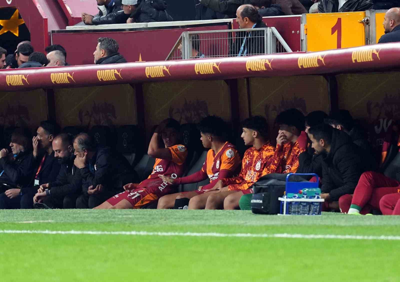 trendyol super lig galatasaray 3 samsunspor 2 mac sonucu 20 RV65fdnX