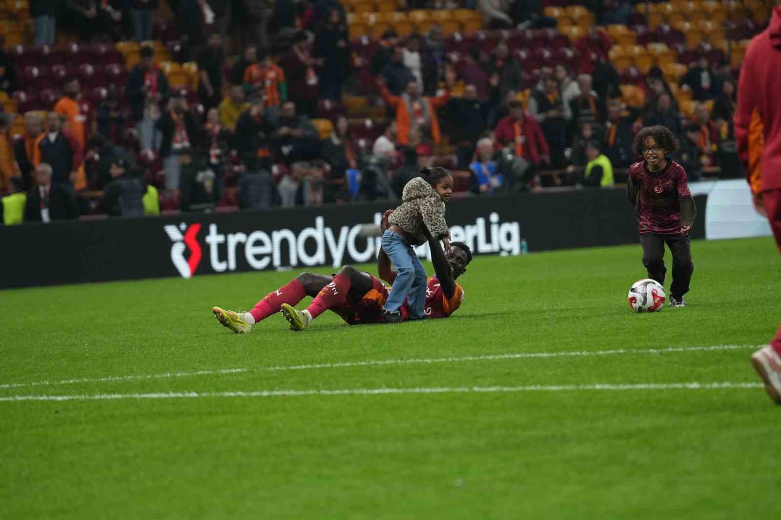 trendyol super lig galatasaray 3 samsunspor 2 mac sonucu 55 7vBruJh6