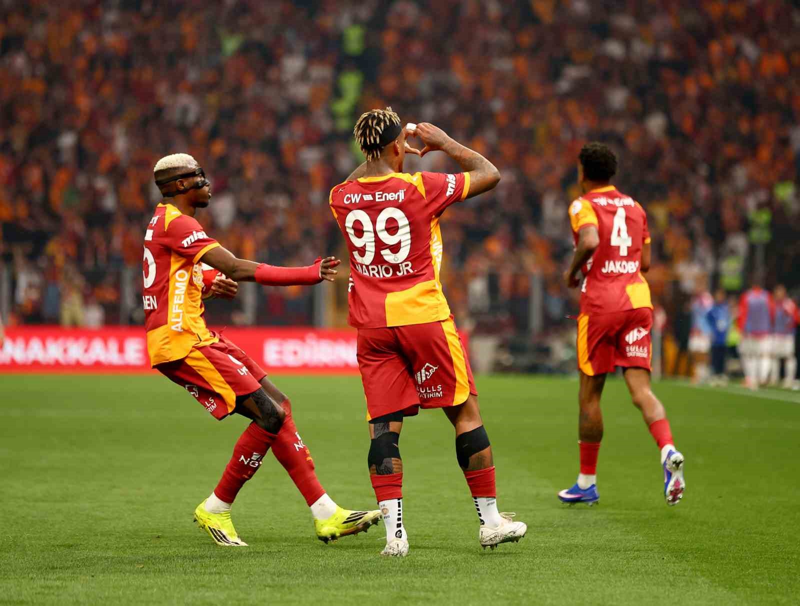 trendyol super lig galatasaray 4 antalyaspor 2 mac sonucu 5 XIwIX691