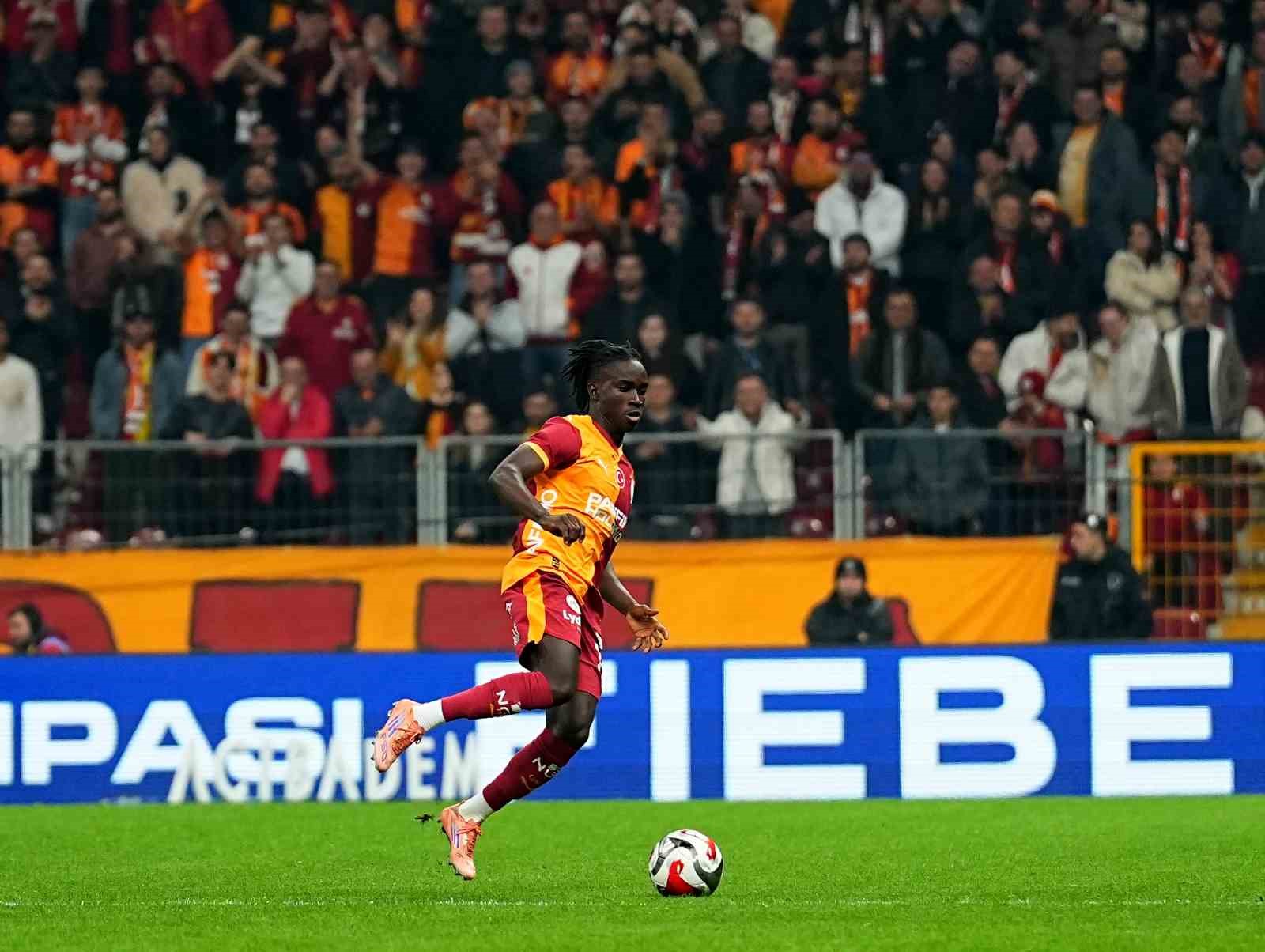 trendyol super lig galatasaray 5 eyupspor 1 mac sonucu 23 jXAaDpEb