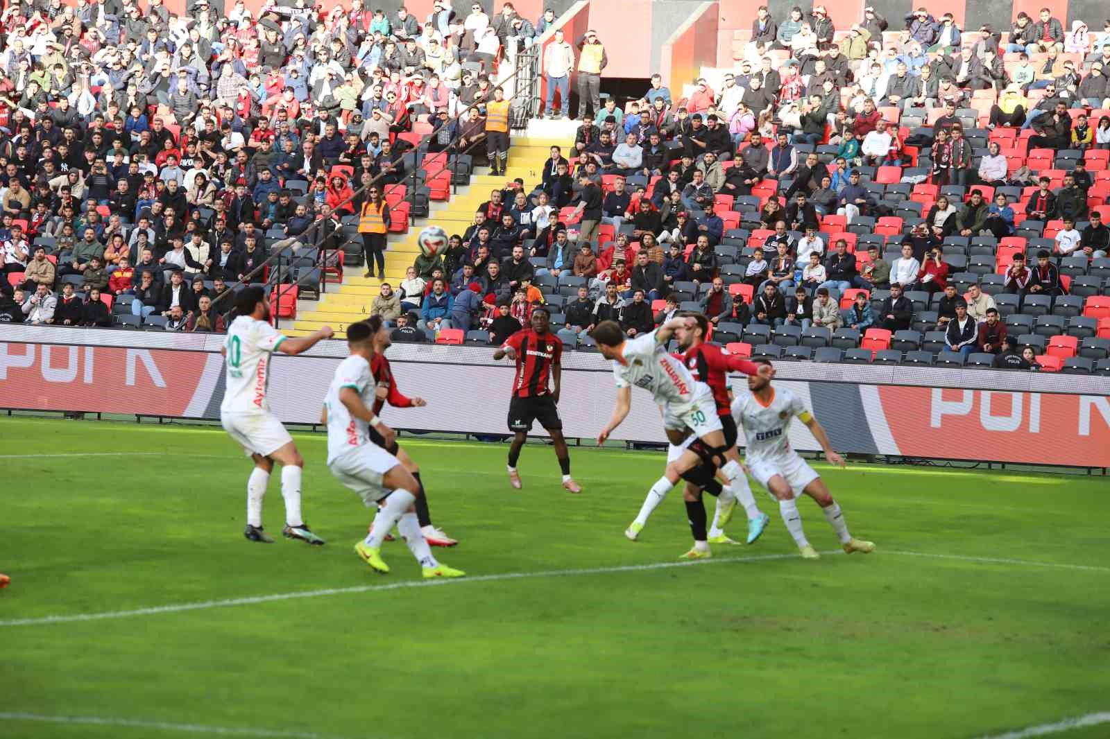 Trendyol Süper Lig: Gaziantep FK: 0 - Corendon Alanyaspor: 1 (İlk yarı) 10 trendyol super lig gaziantep fk 0 corendon alanyaspor 1 ilk yari 6 aqsyWKjJ