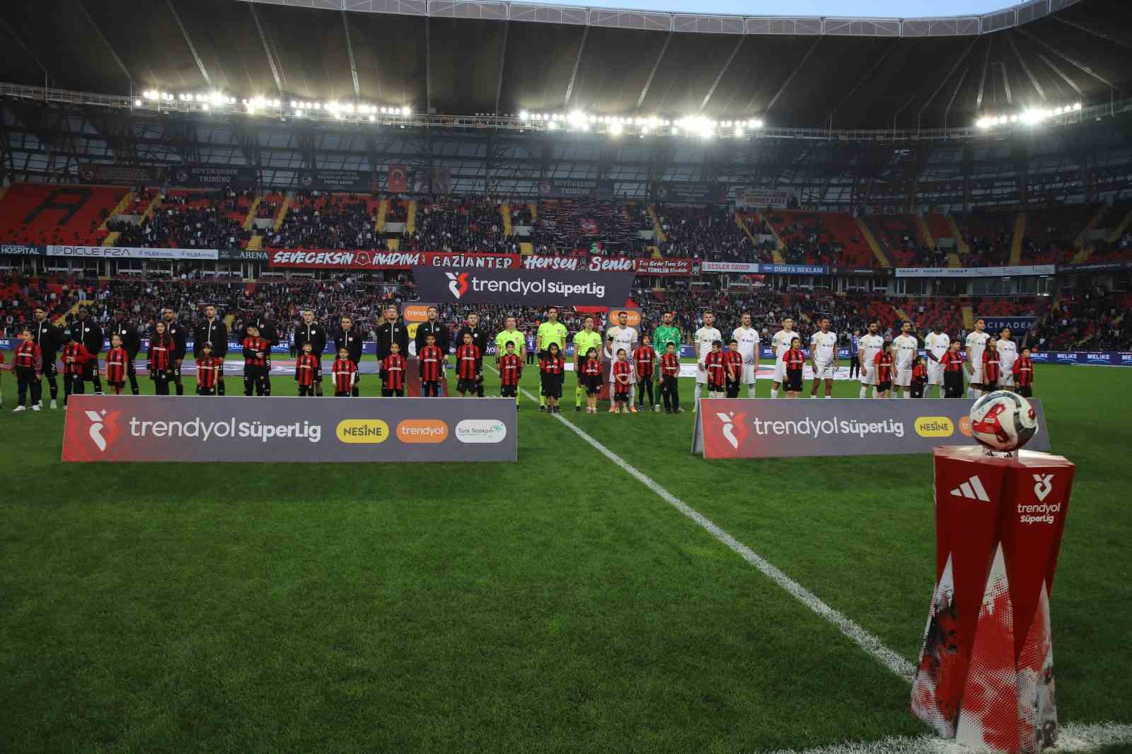 trendyol super lig gaziantep fk 0 eyupspor 1 mac devam ediyor 0