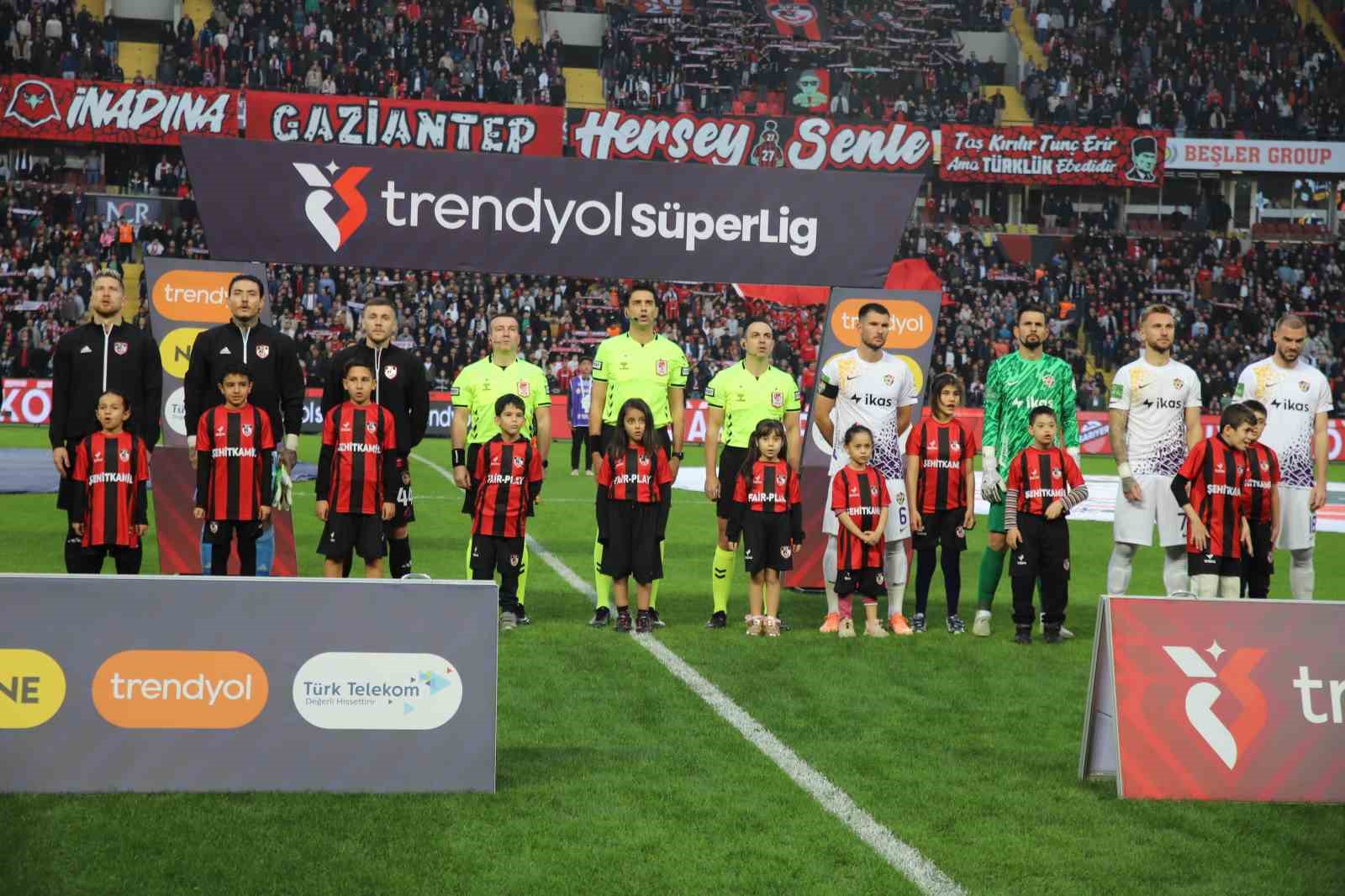 trendyol super lig gaziantep fk 0 eyupspor 1 mac devam ediyor 3