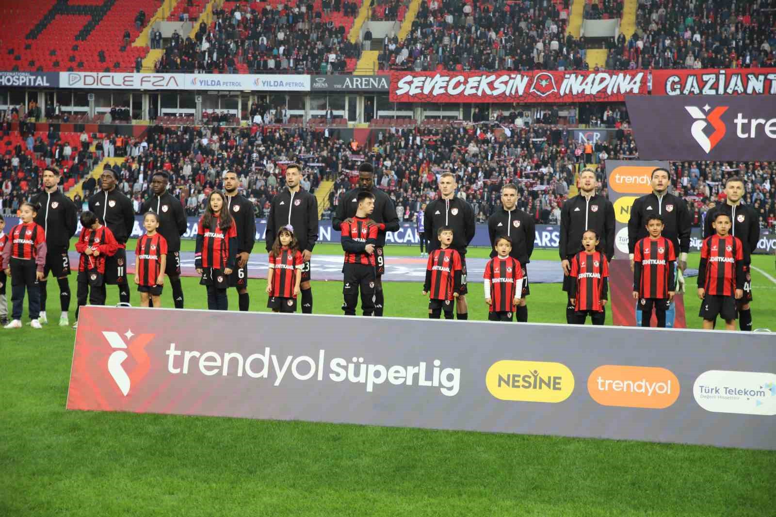 trendyol super lig gaziantep fk 0 eyupspor 1 mac devam ediyor 4 z2usfdAc
