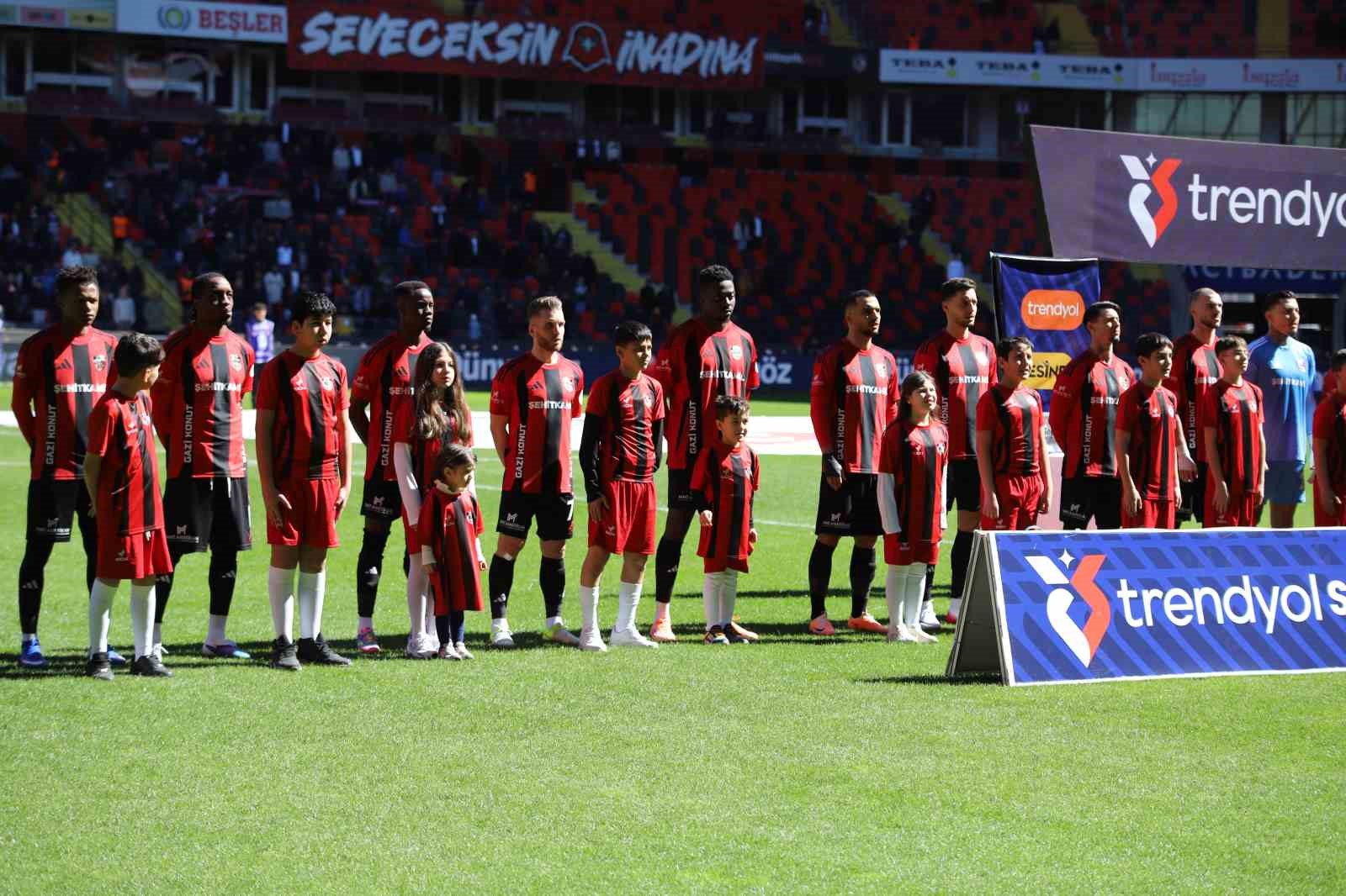 trendyol super lig gaziantep fk 0 fatih karagumruk 0 mac devam ediyor 1 ZqLO75dl