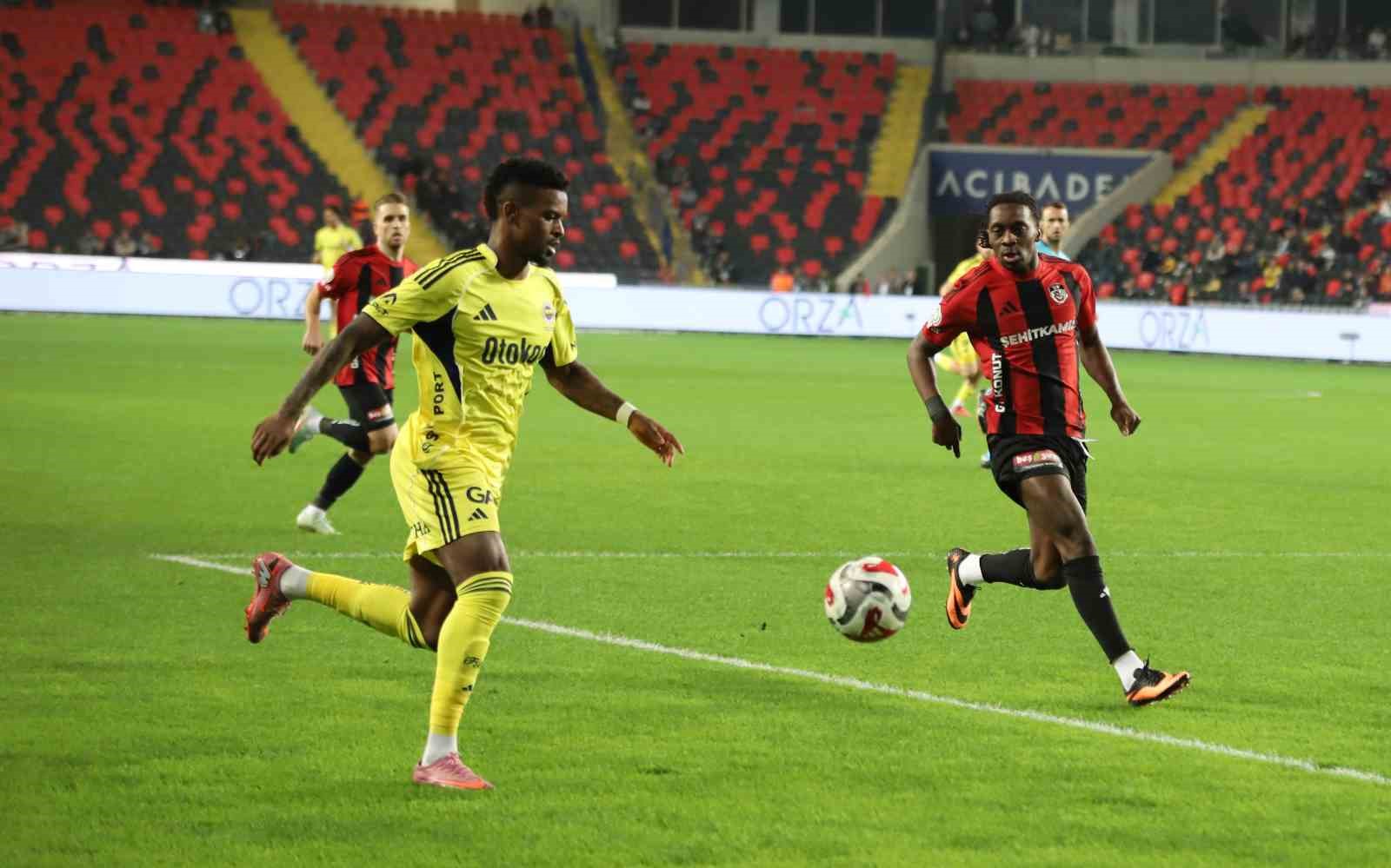 trendyol super lig gaziantep fk 0 fenerbahce 2 mac devam ediyor 25 HFG7MzX6