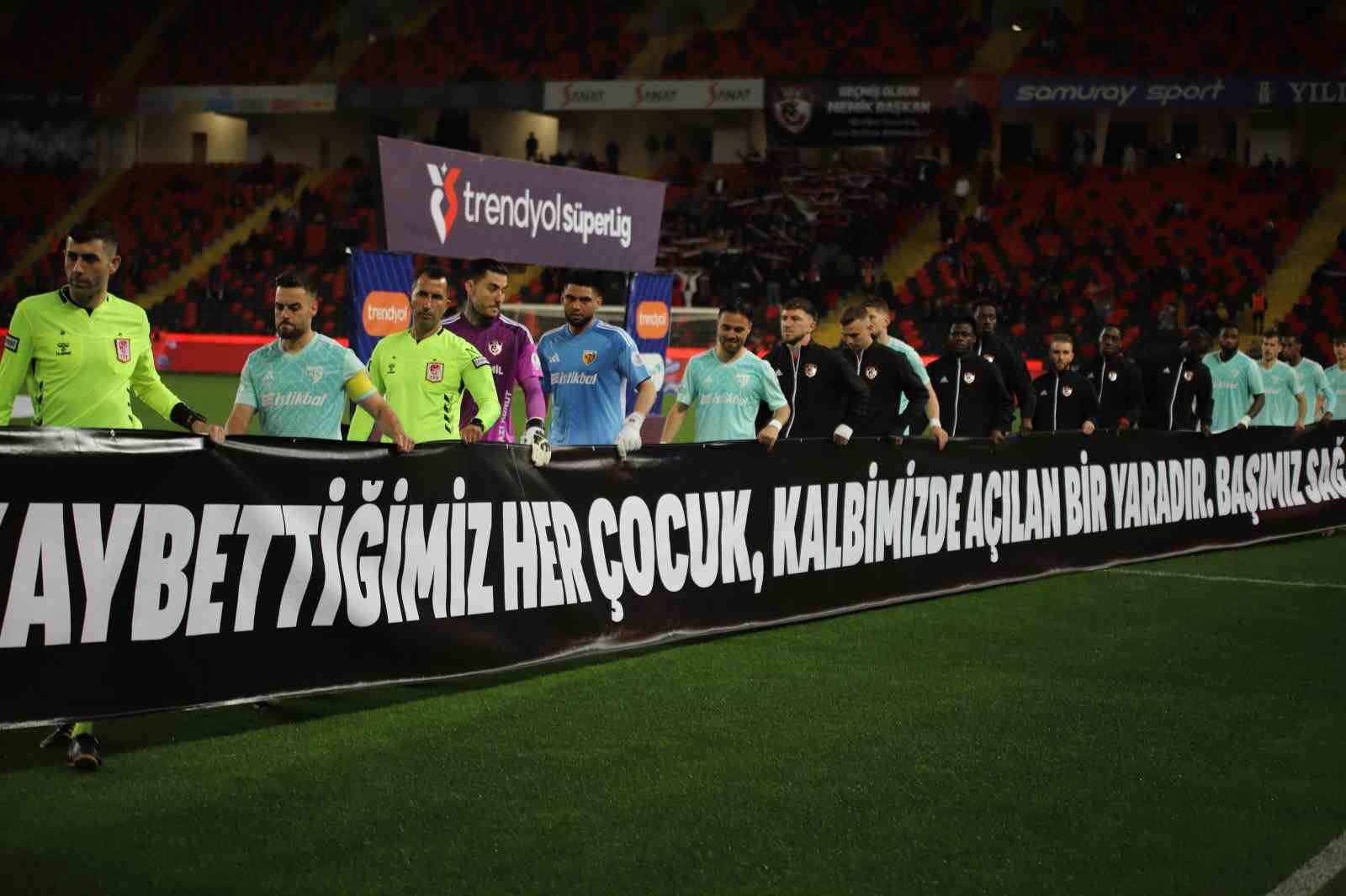 trendyol super lig gaziantep fk 0 kayserispor 0 mac devam ediyor 1 MZLXuIwj