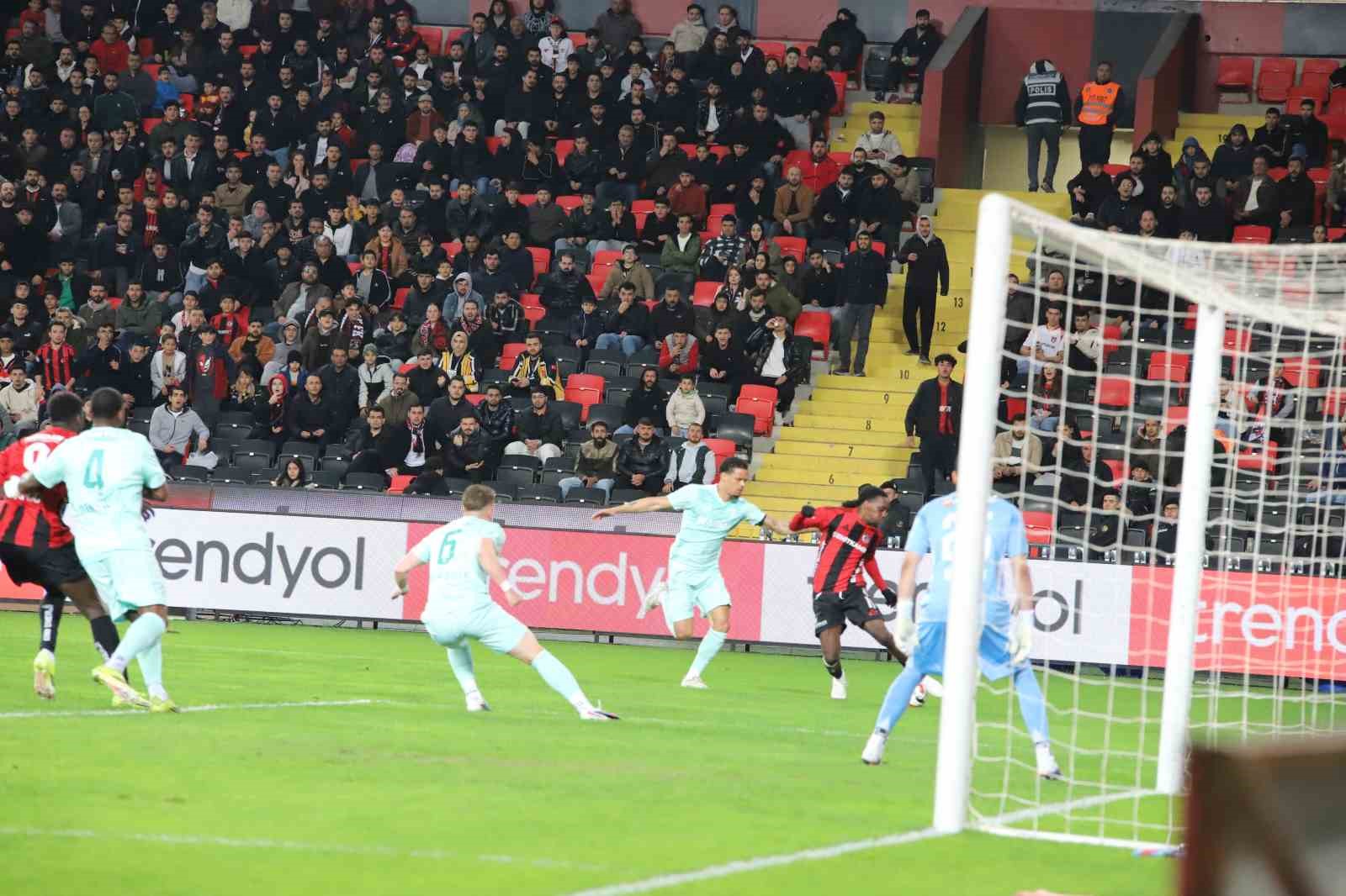 trendyol super lig gaziantep fk 0 kayserispor 0 mac devam ediyor 2 bglKhrf6