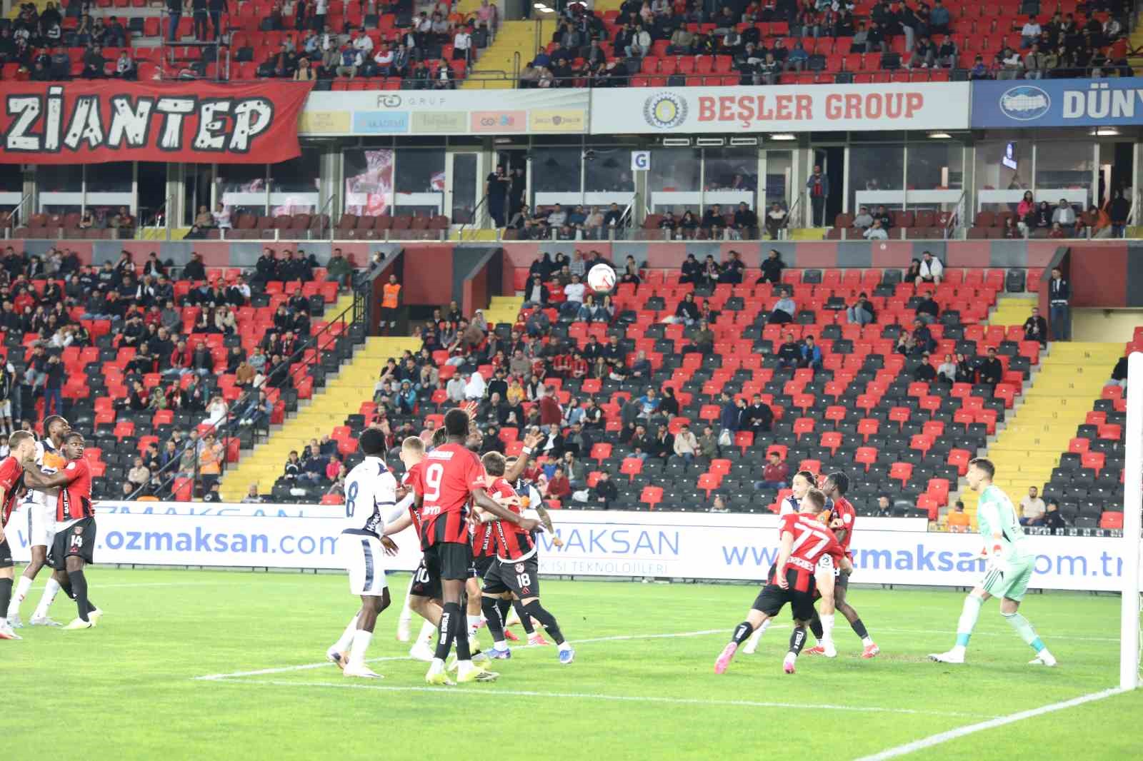 trendyol super lig gaziantep fk 0 rams basaksehir 1 12 3fEKrsIk