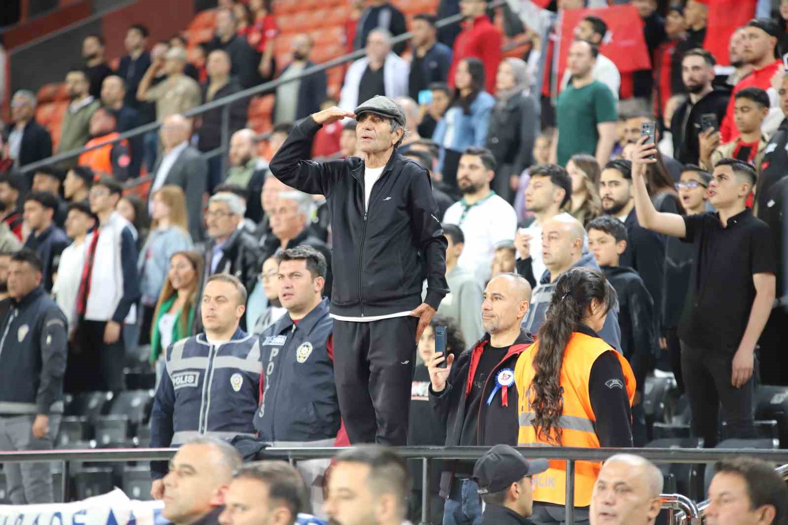trendyol super lig gaziantep fk 0 rams basaksehir 1 7 cS9IwGQ4