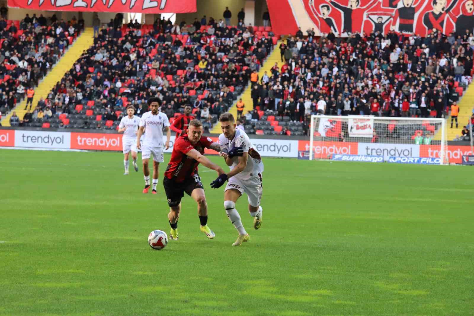 trendyol super lig gaziantep fk 0 trabzonspor 0 mac devam ediyor 16 q4GpaDCa