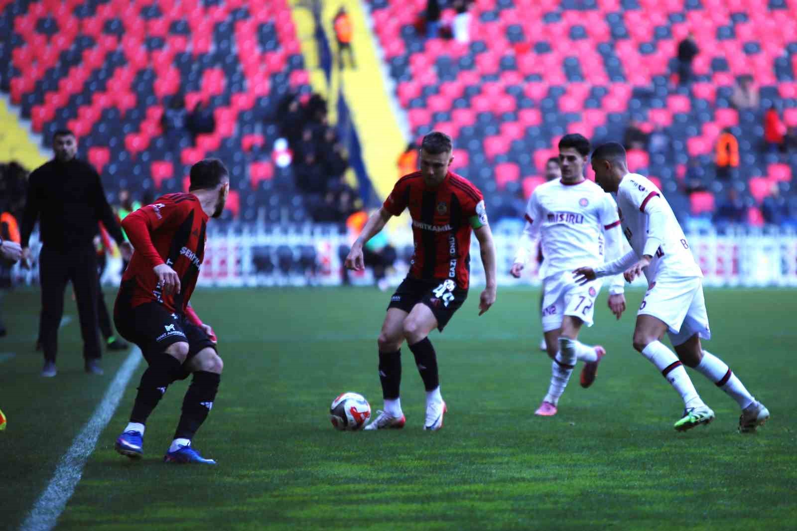 Trendyol Süper Lig: Gaziantep FK: 1 - Fatih Karagümrük: 1 (Maç sonucu) 8 trendyol super lig gaziantep fk 1 fatih karagumruk 1 mac sonucu 4 LBGJCG4w
